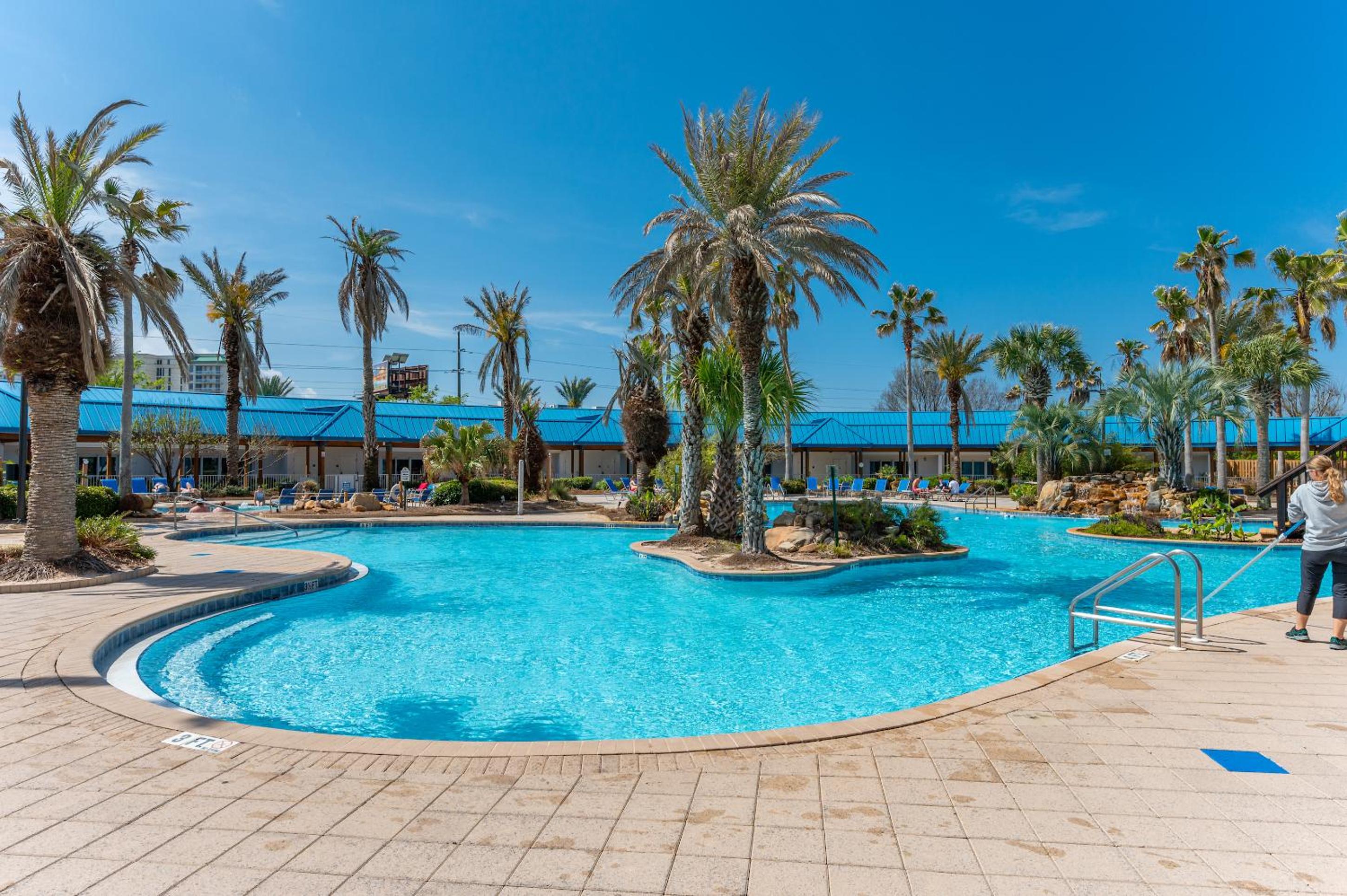Palms of Destin by Panhandle Getaways