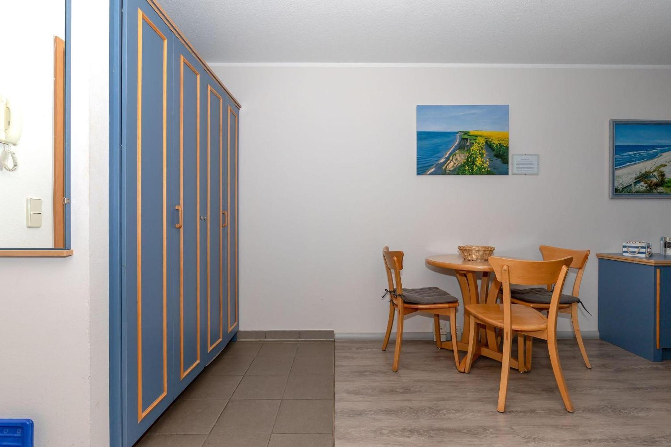 Yachthafenresidenz-Wohnung-5304-816 view 5