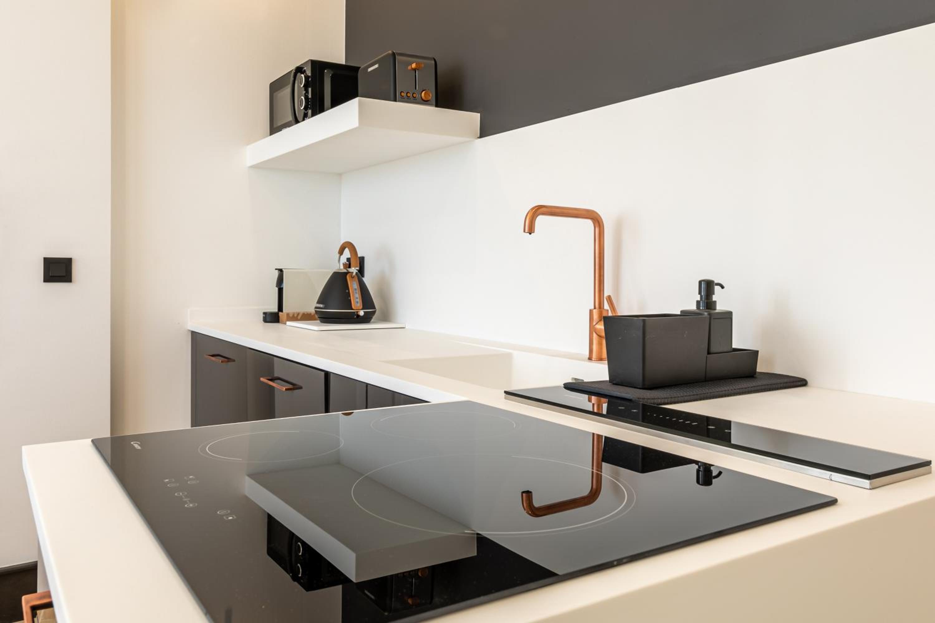 ISG Apartments Catedral