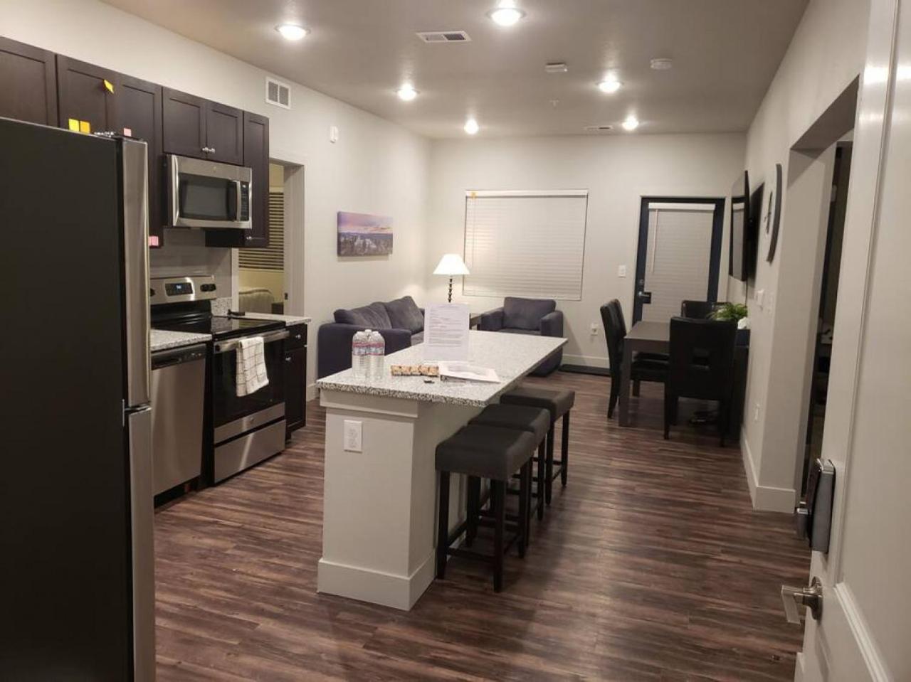 Monument Resort like amenities with King bd Qn bd Garage Fast WiFi Sleeps view 5