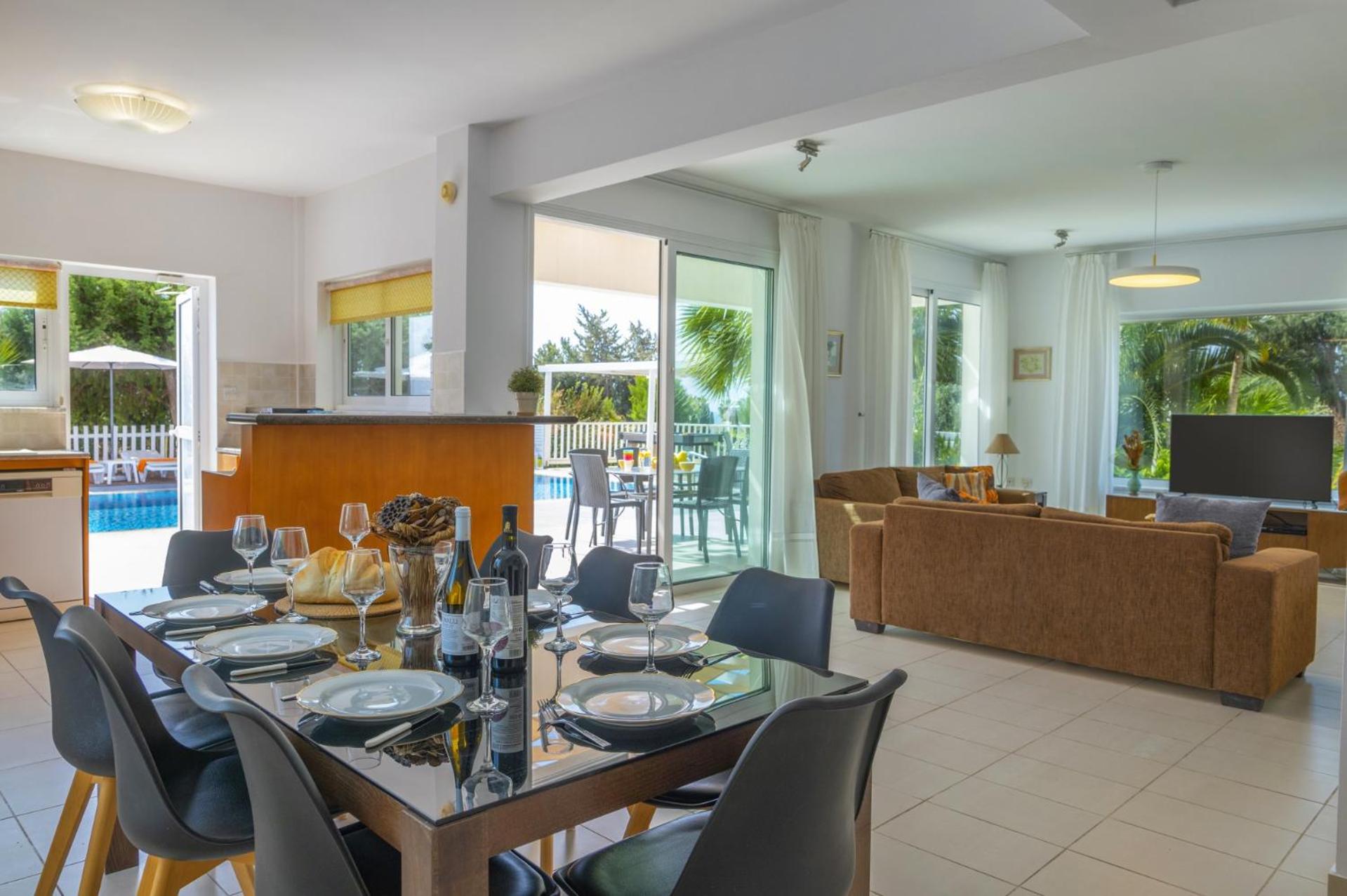 Villa Antigoni by Villa Plus