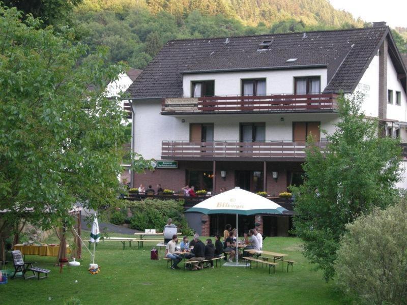 Bed&Breakfast Eifelpension Brückenschenke