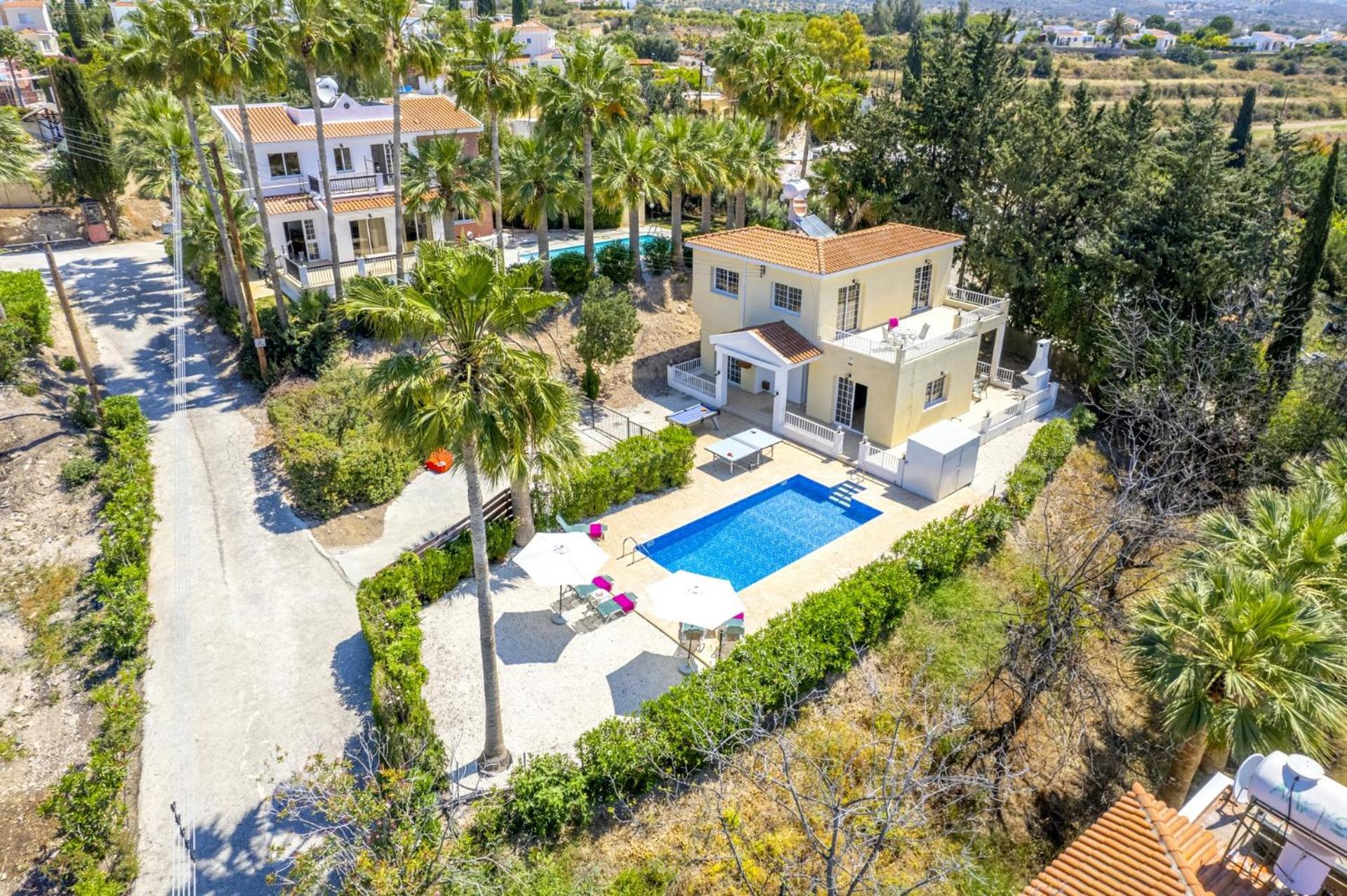 Villa Giota by Villa Plus