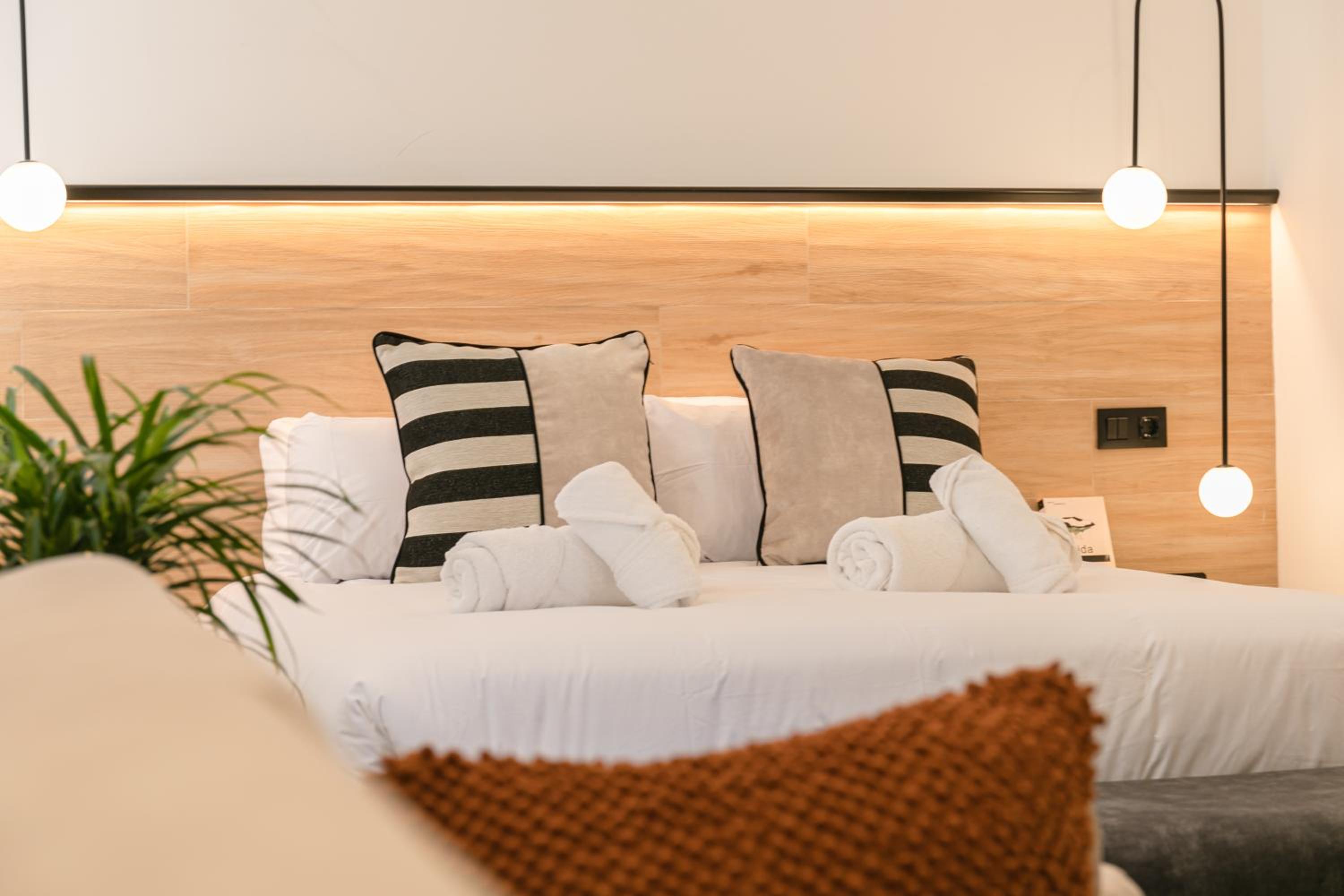 ISG Apartments Catedral