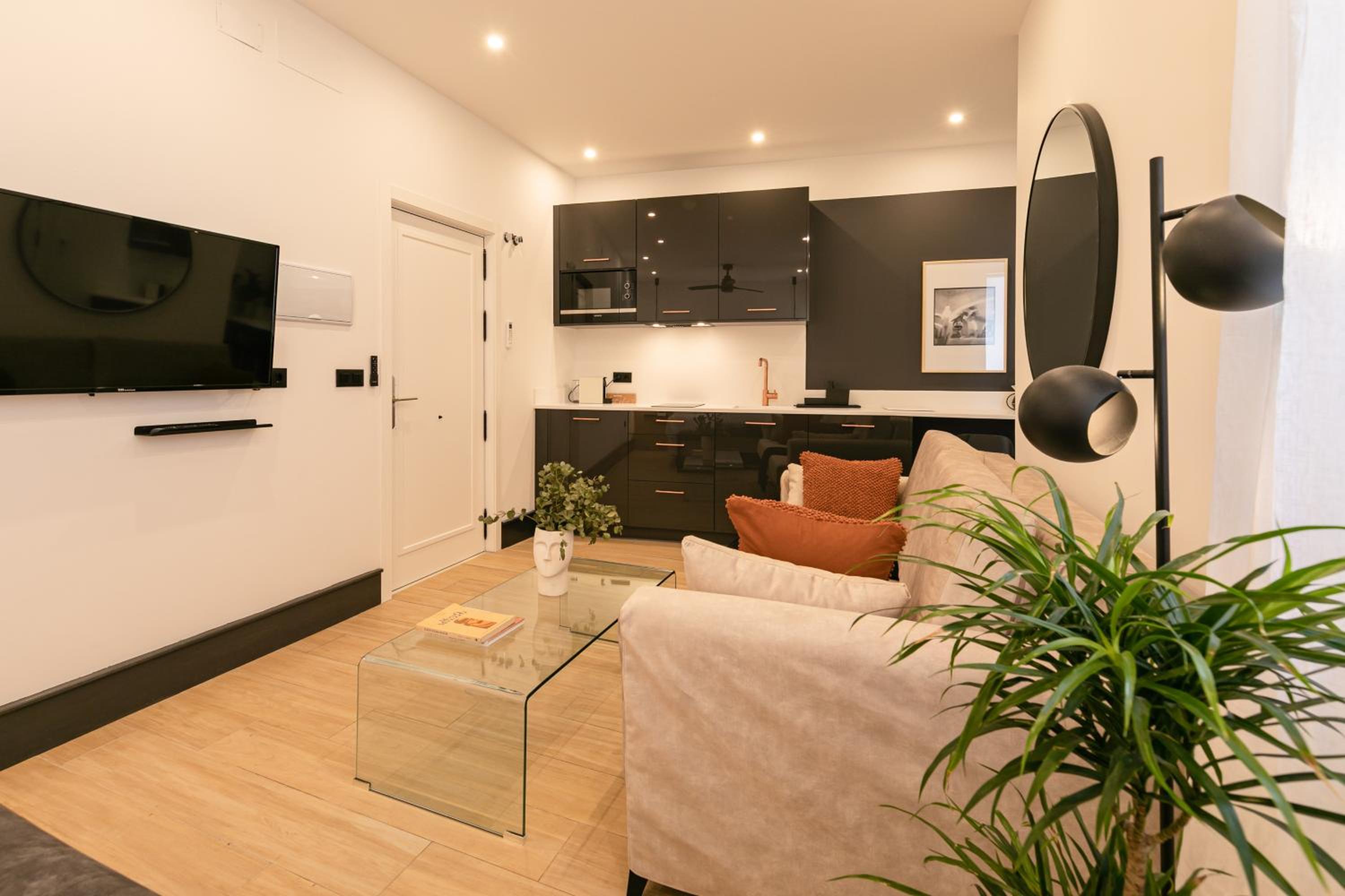 ISG Apartments Catedral