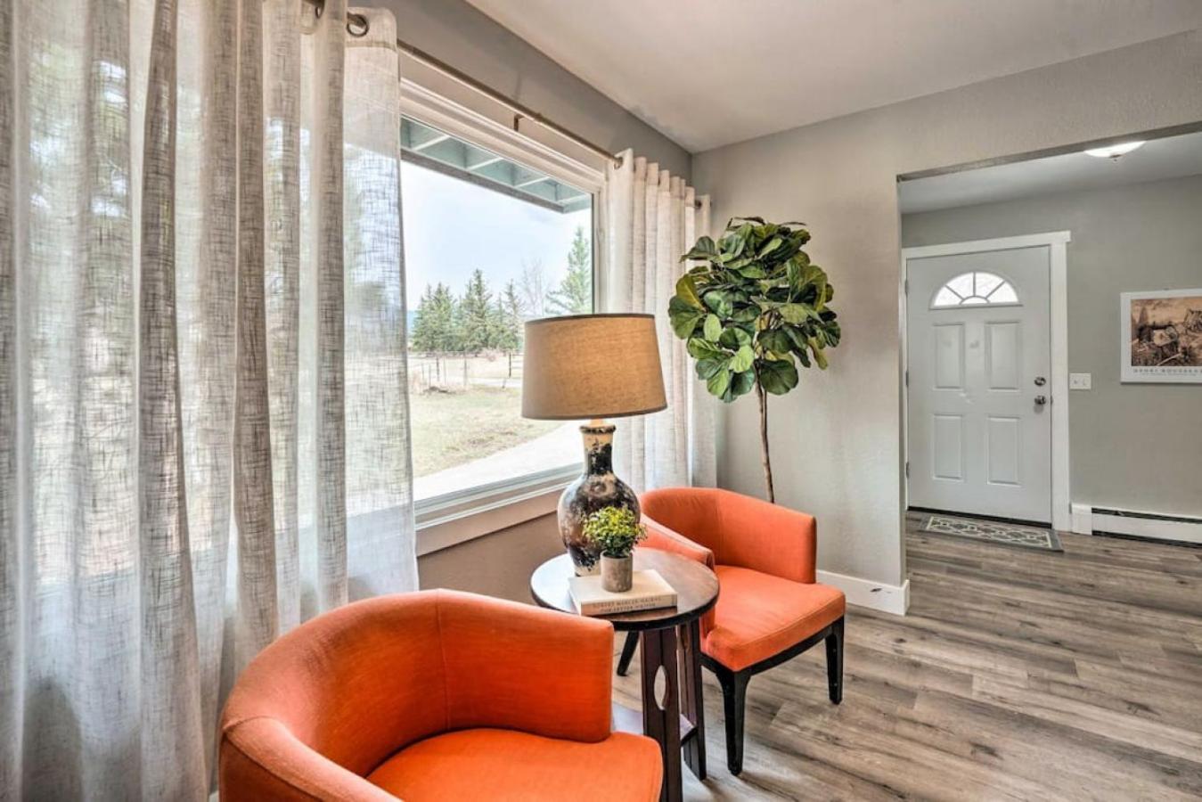 4 bed 2 bath home located near Rocky Mountain National Park view 5