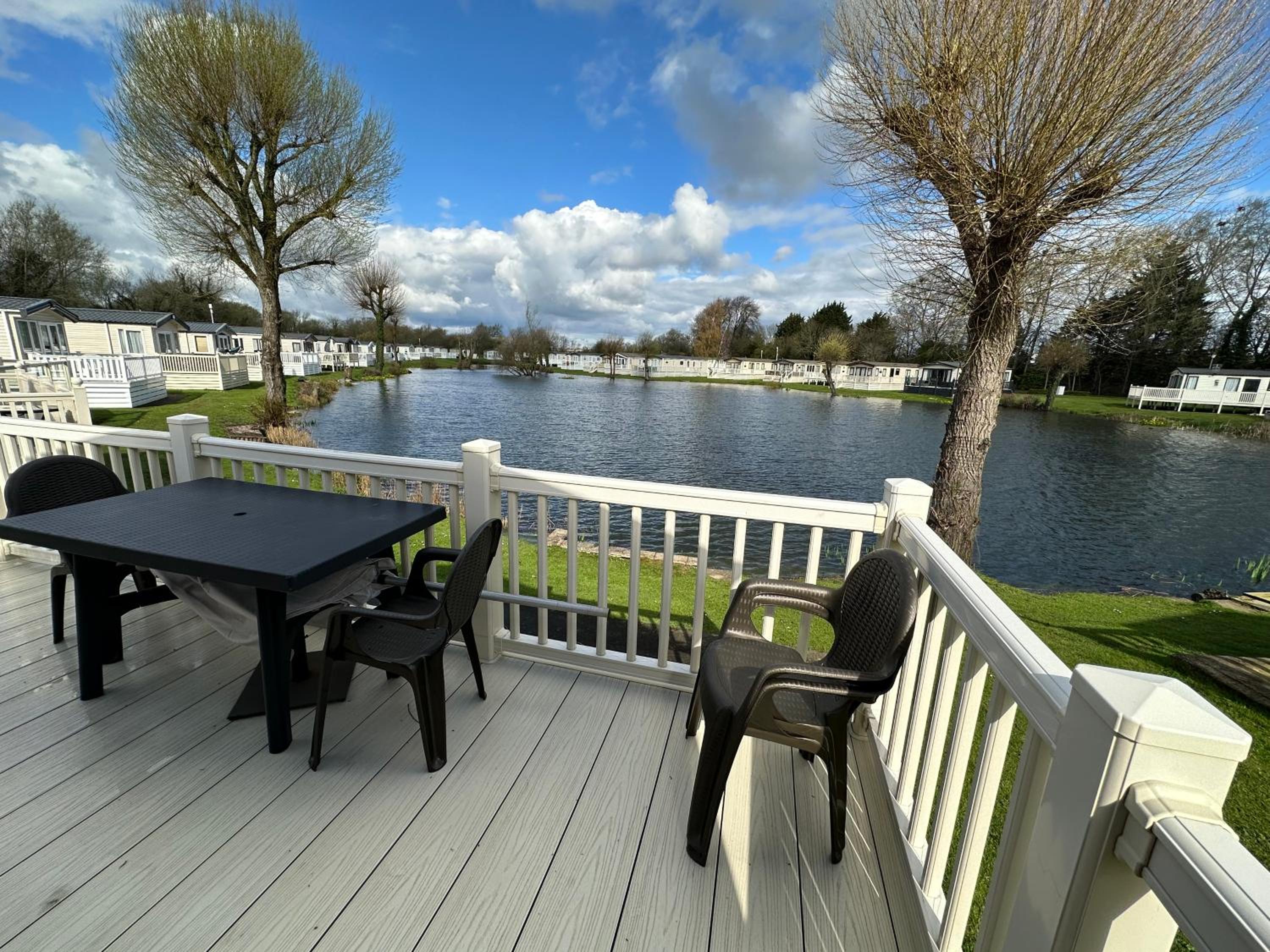 Waterside Lodge