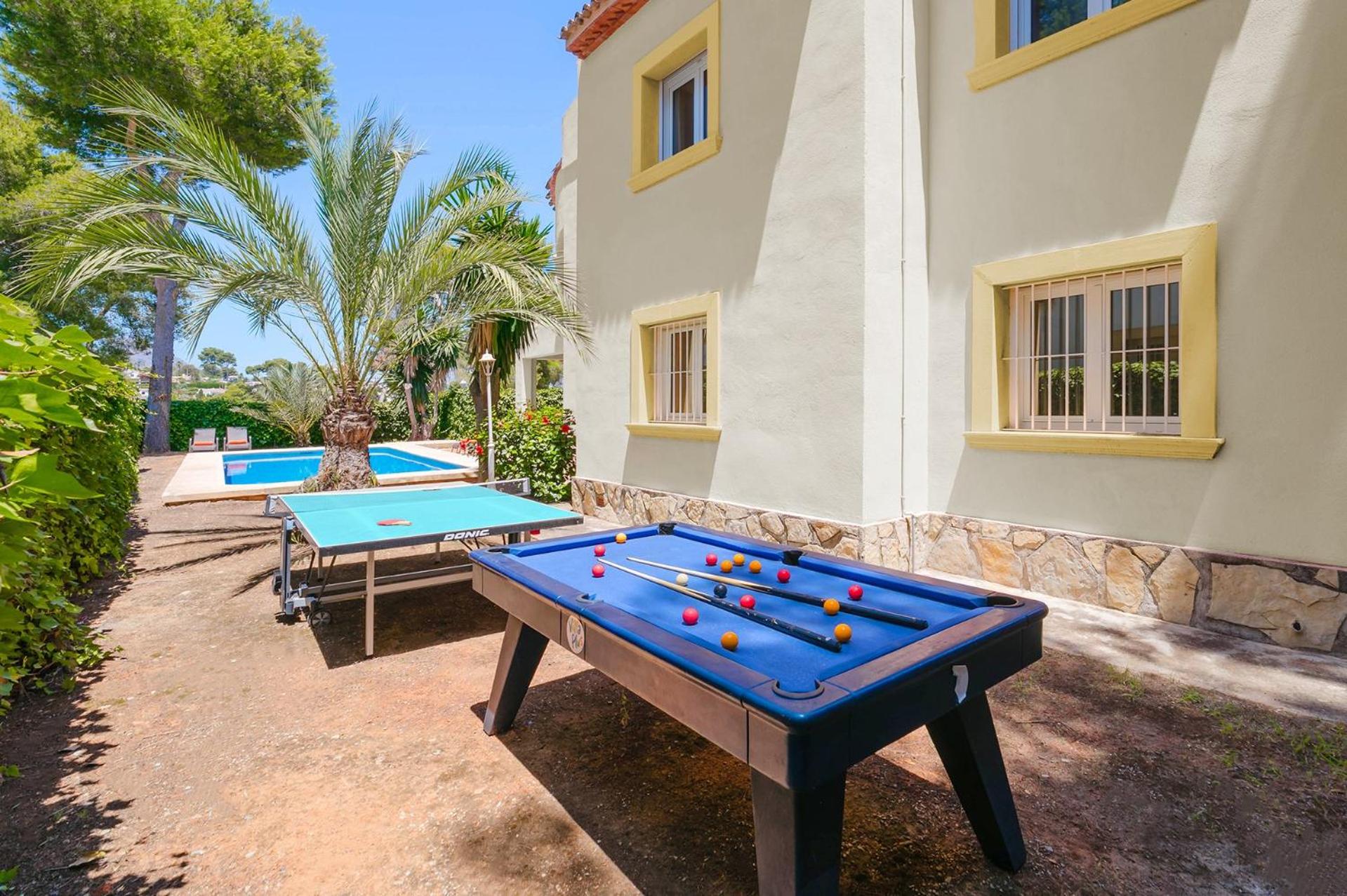 Villa Ciruela by Villa Plus