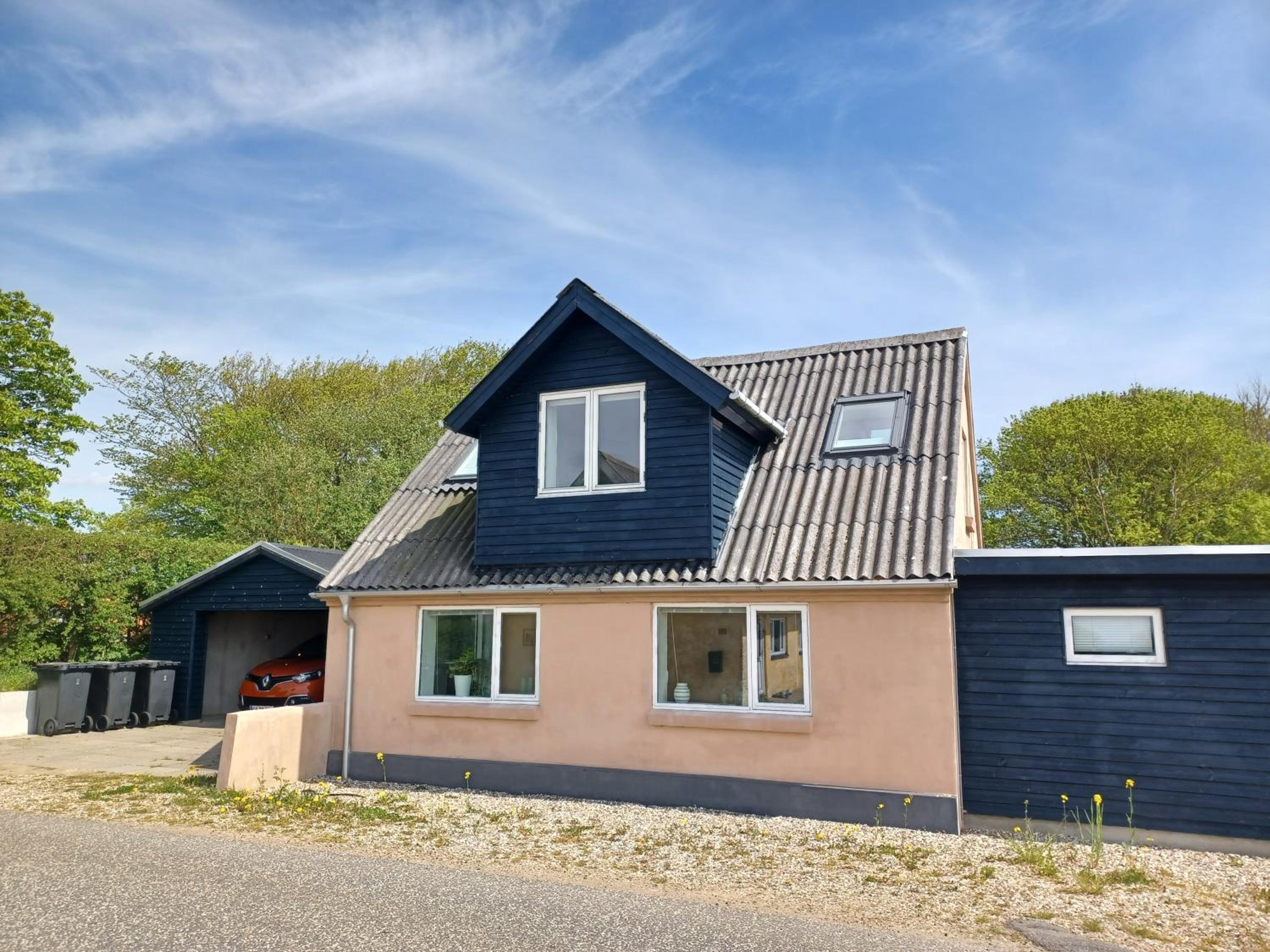 Tæbring Holiday Home