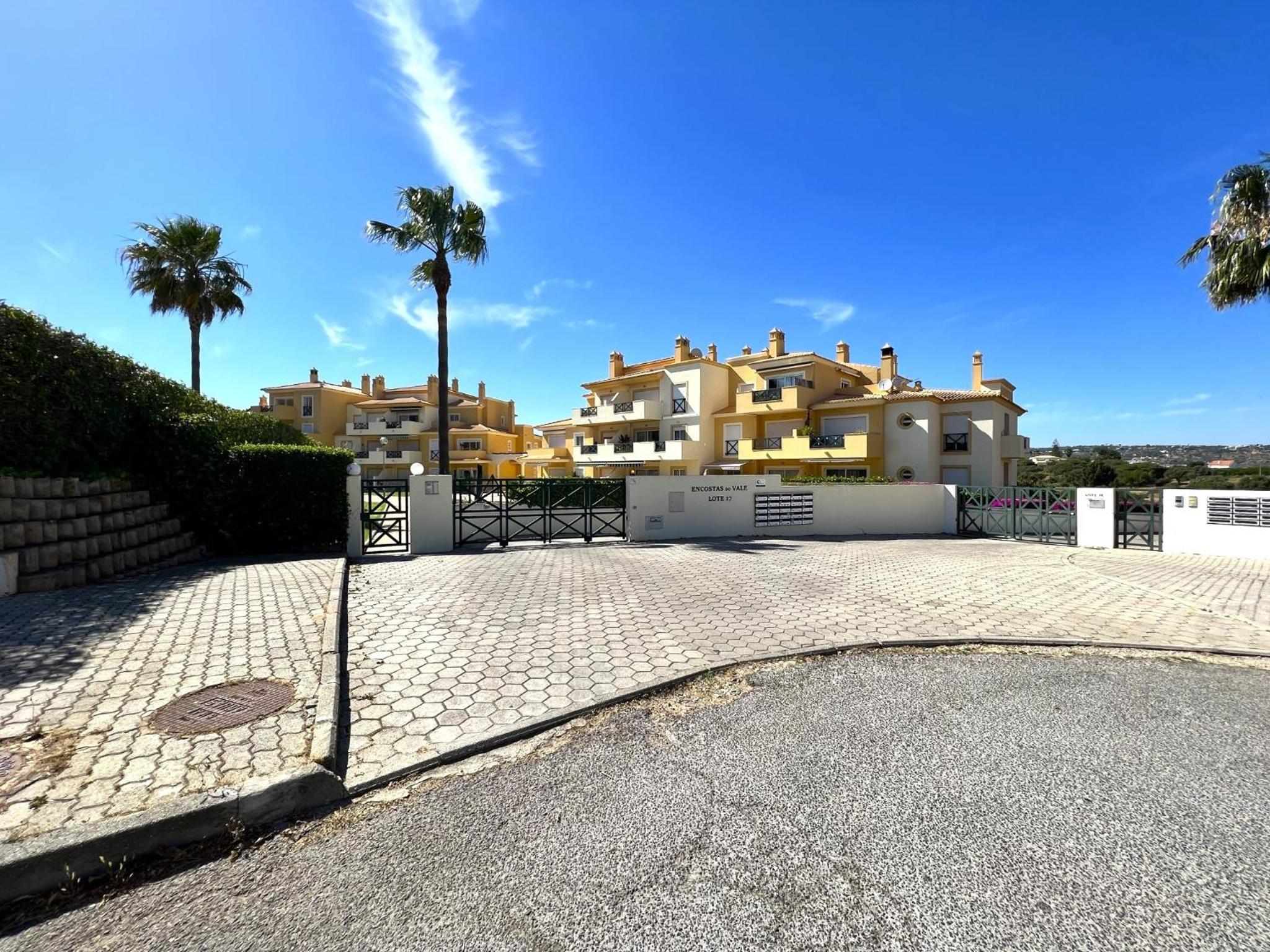 Albufeira Valley 2 With Pool by Homing view 5