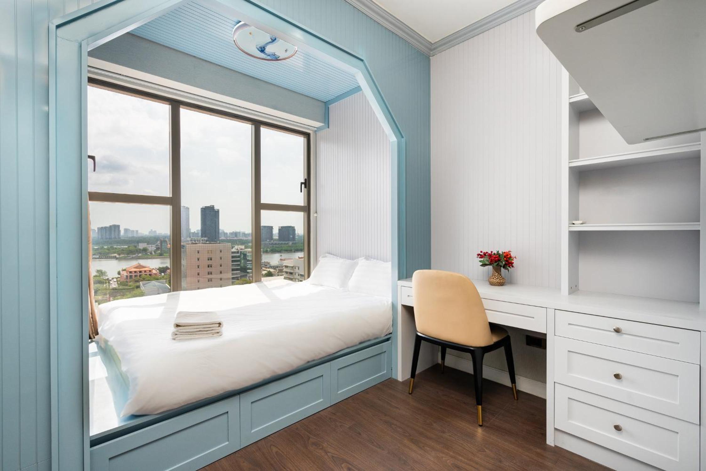 AJ'home - Saigon Royal 5 Star