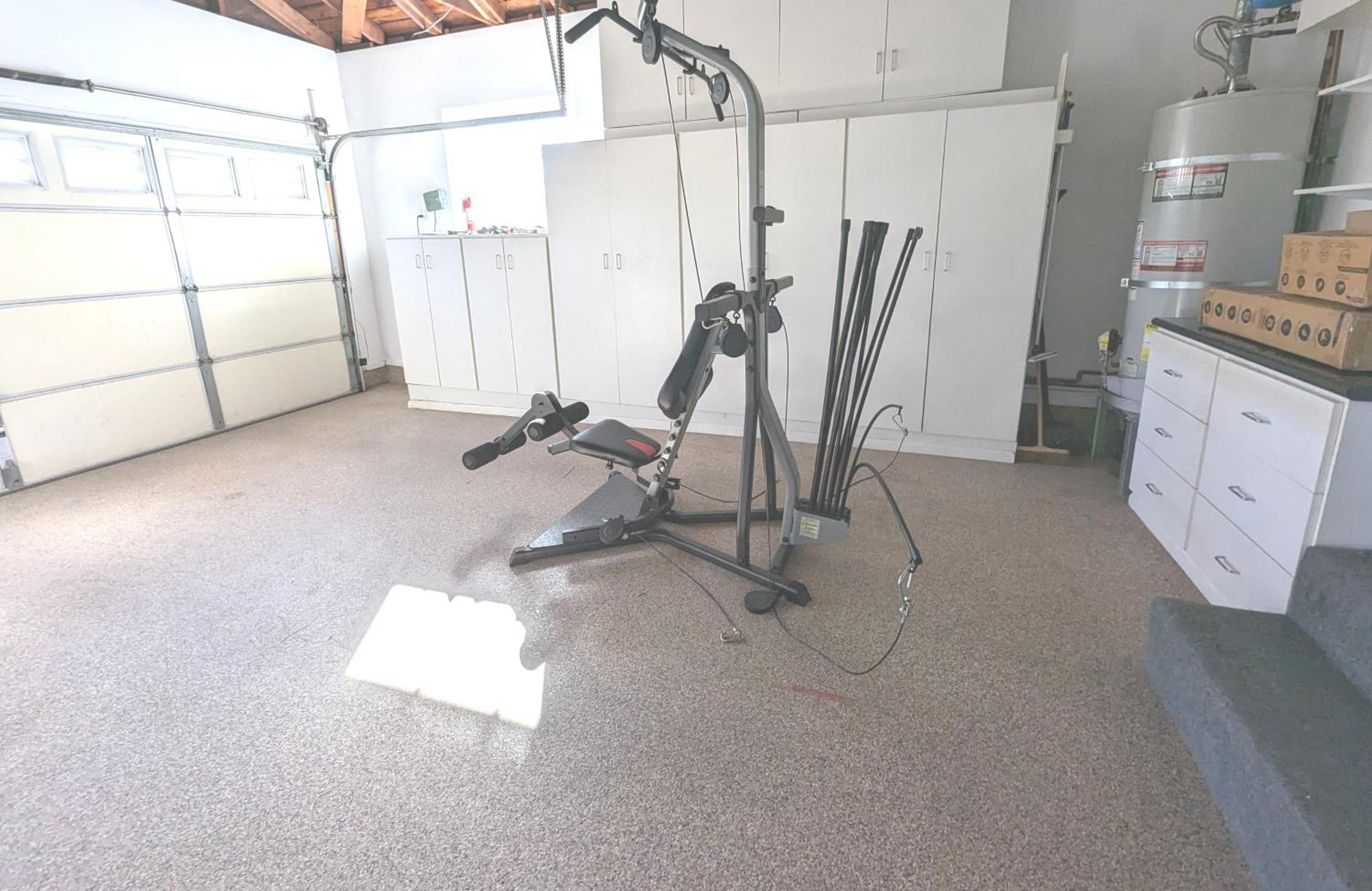 4 BR Encino Home w/ Amazing Yard, Near Everything - Property Image 39