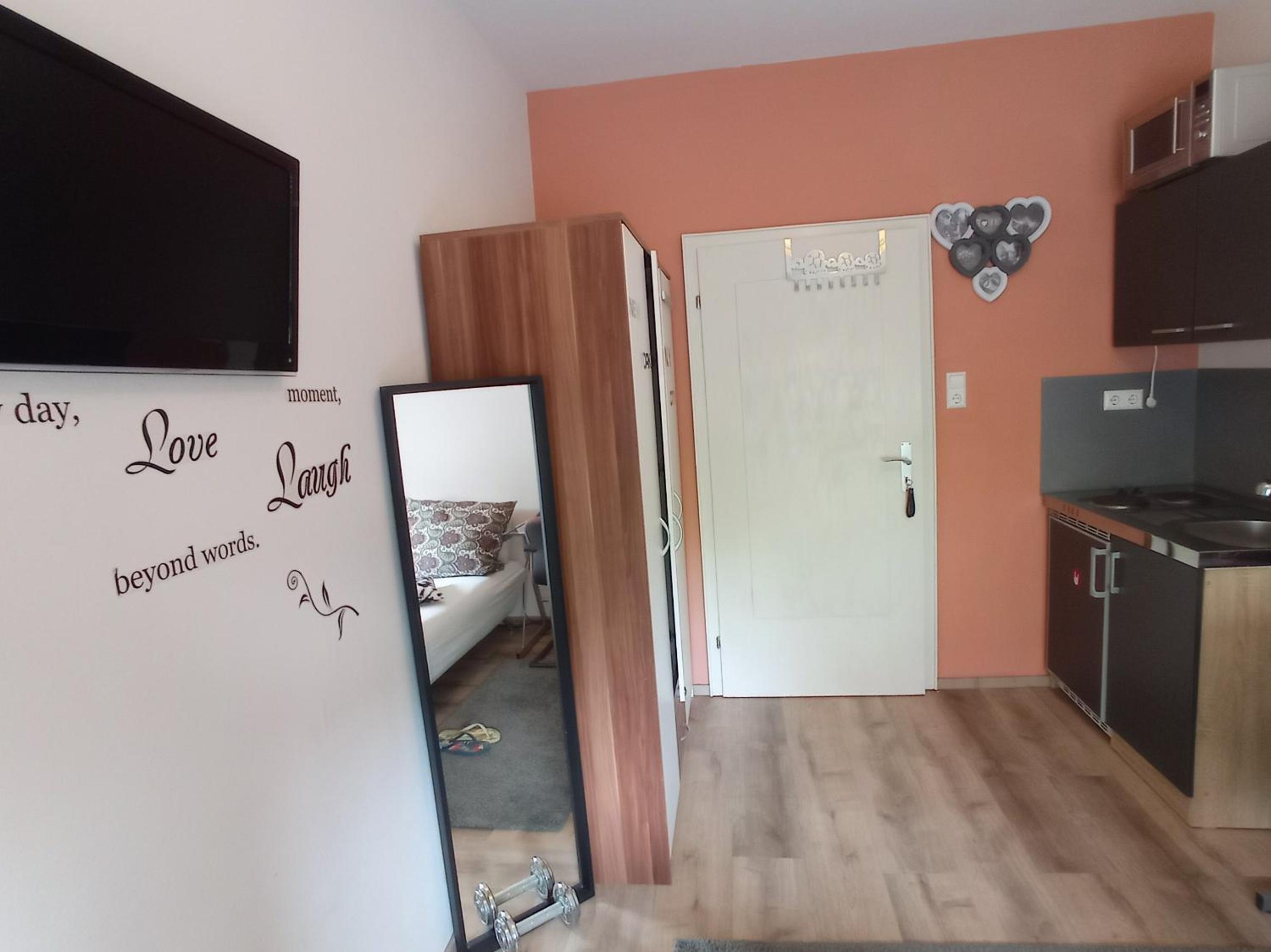 Rince Groß Apartment