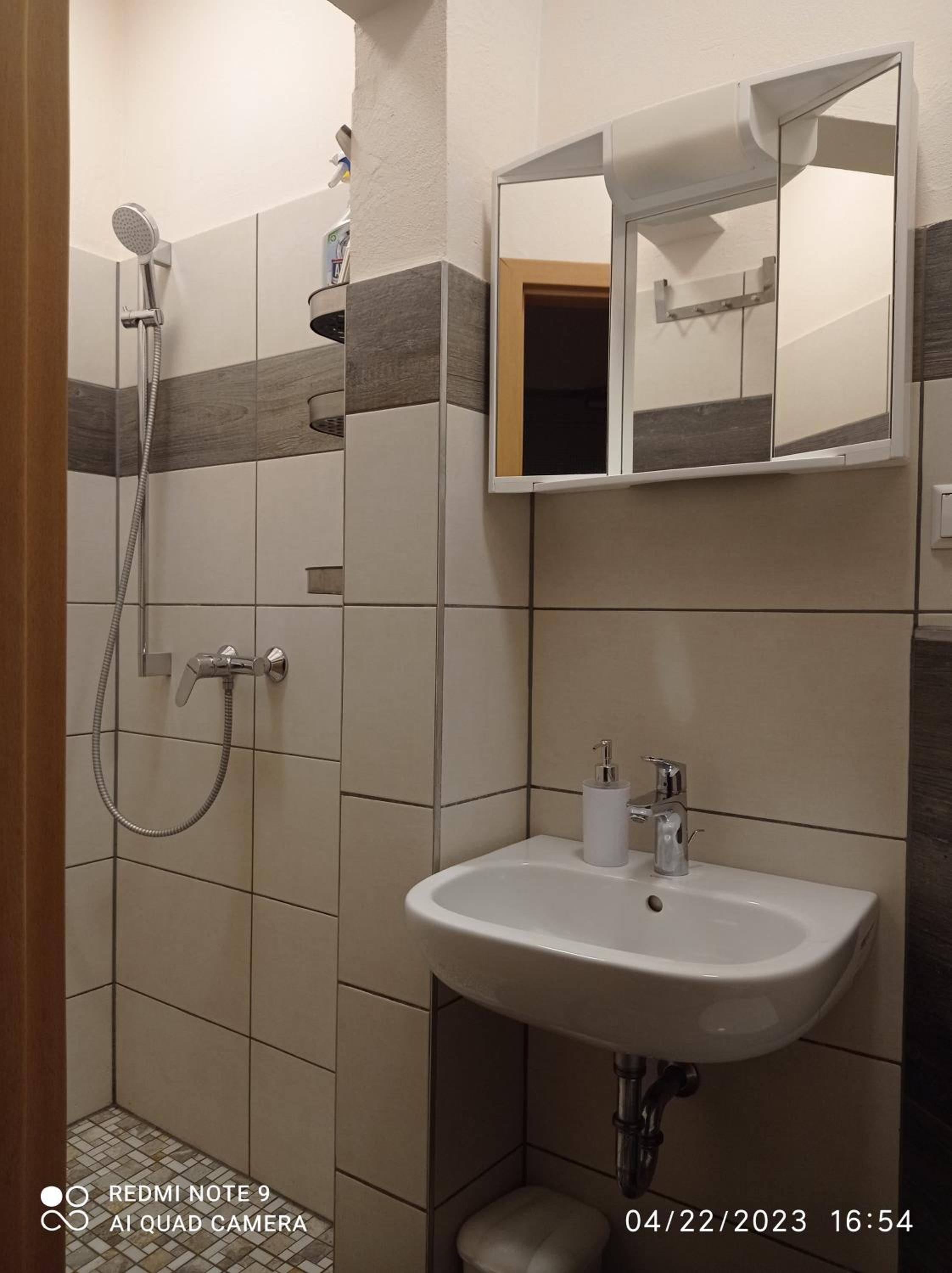 Rince Groß Apartment