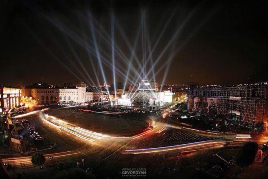 Cozy Apartment on Abovyan street `Superior room`
