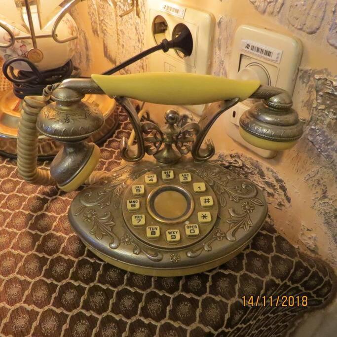 Cozy Apartment on Abovyan street `Superior room`