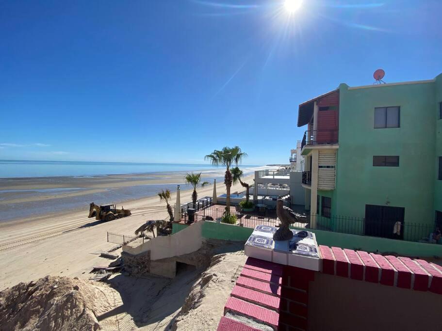 Beachfront, 2 bedroom Condo in San Felipe view 3
