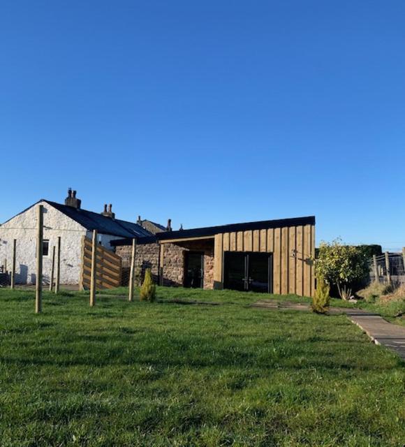 The CowShed Cottage - Beautiful Location view 3