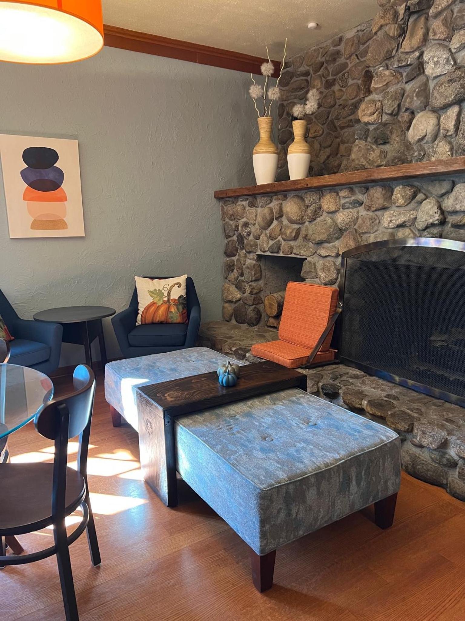 The La Conner Inn