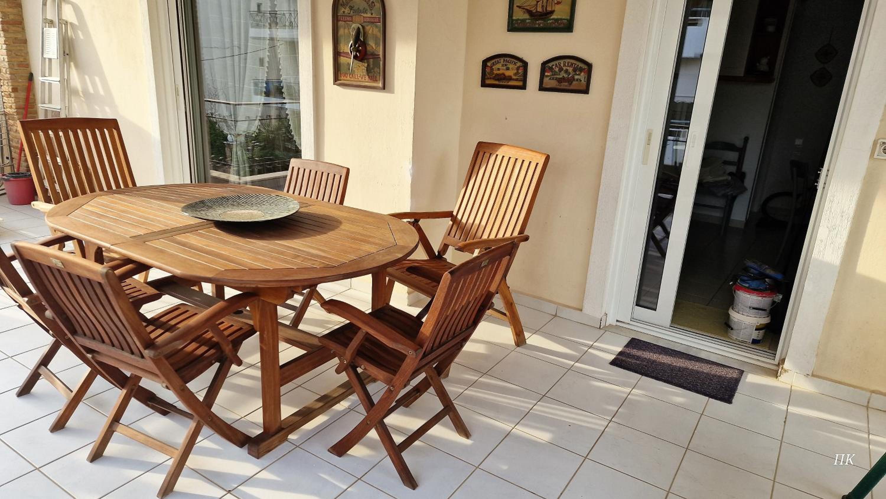 Two bedroom flat near airport view 3