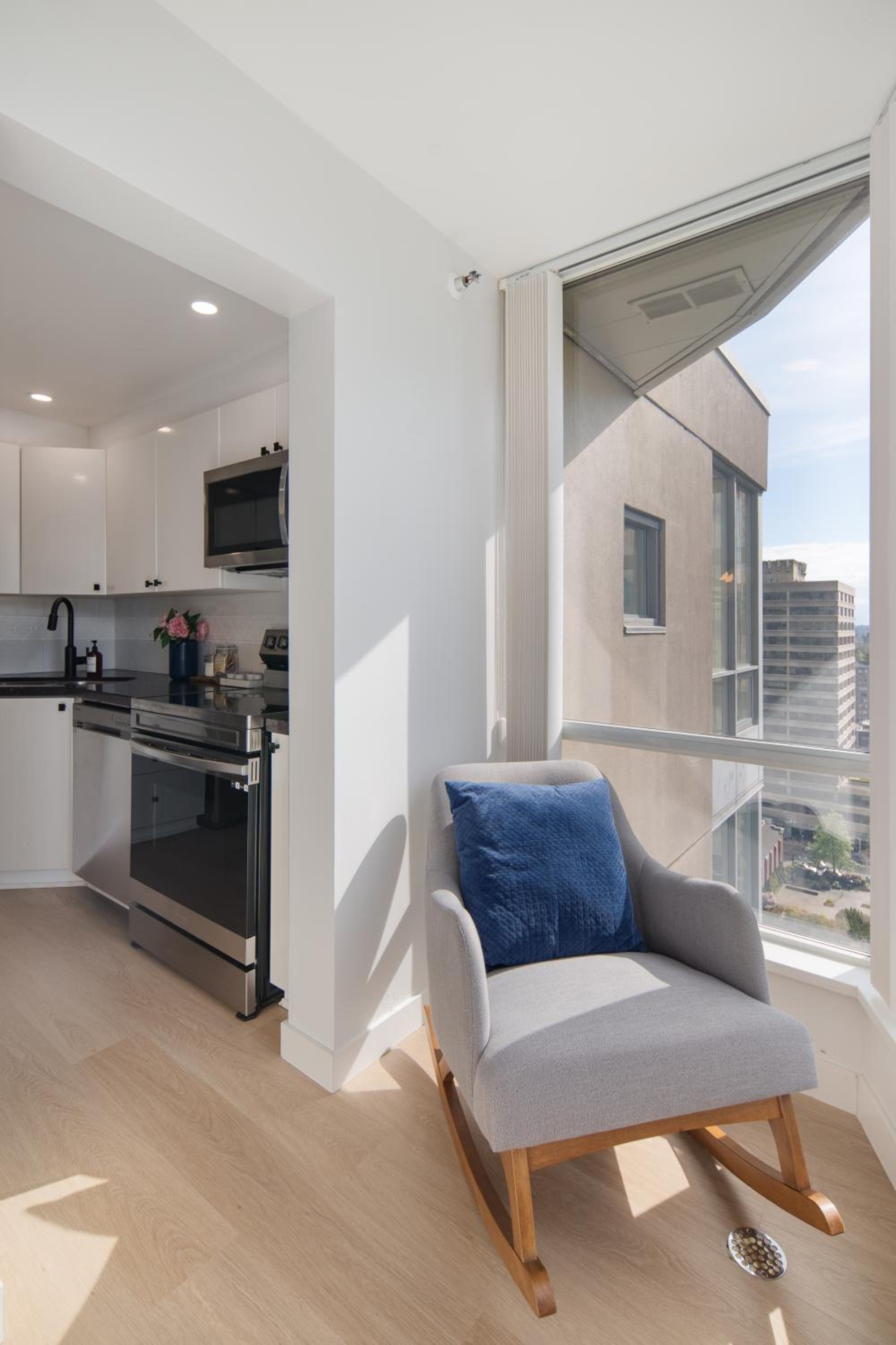 Best Location Downtown Chic Suites
