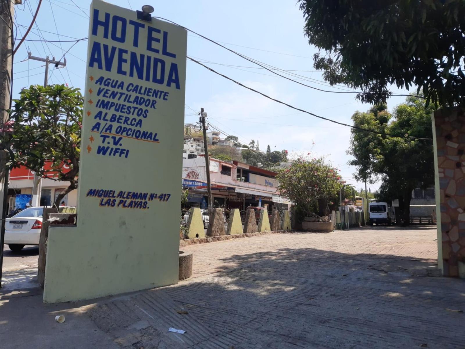 Hotel Avenida - Image 1