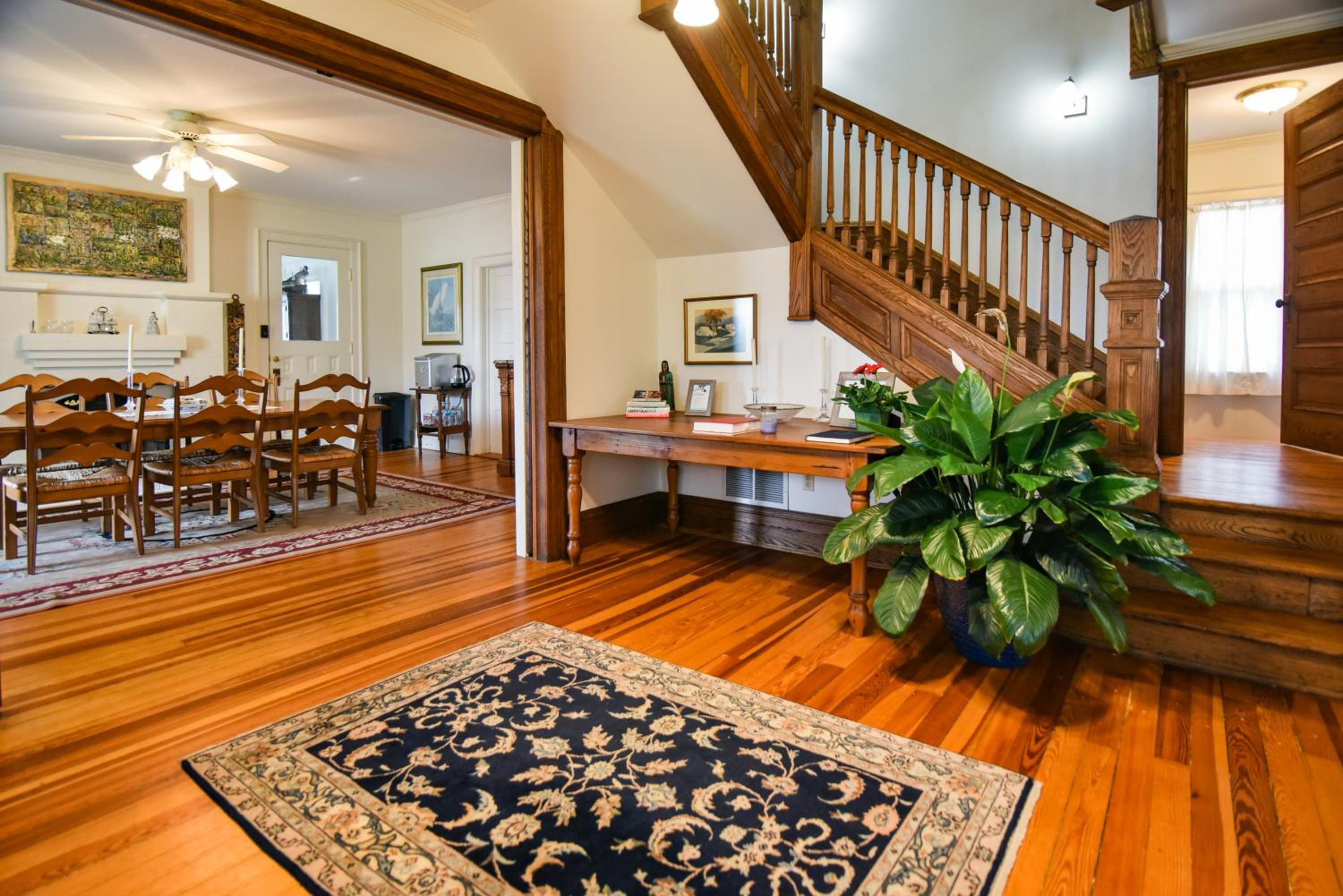 Love Lane Bed & Breakfast view 5