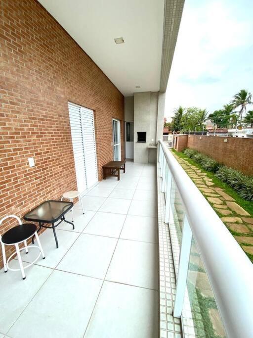 Apto. com varanda gourmet e piscina aquecida
