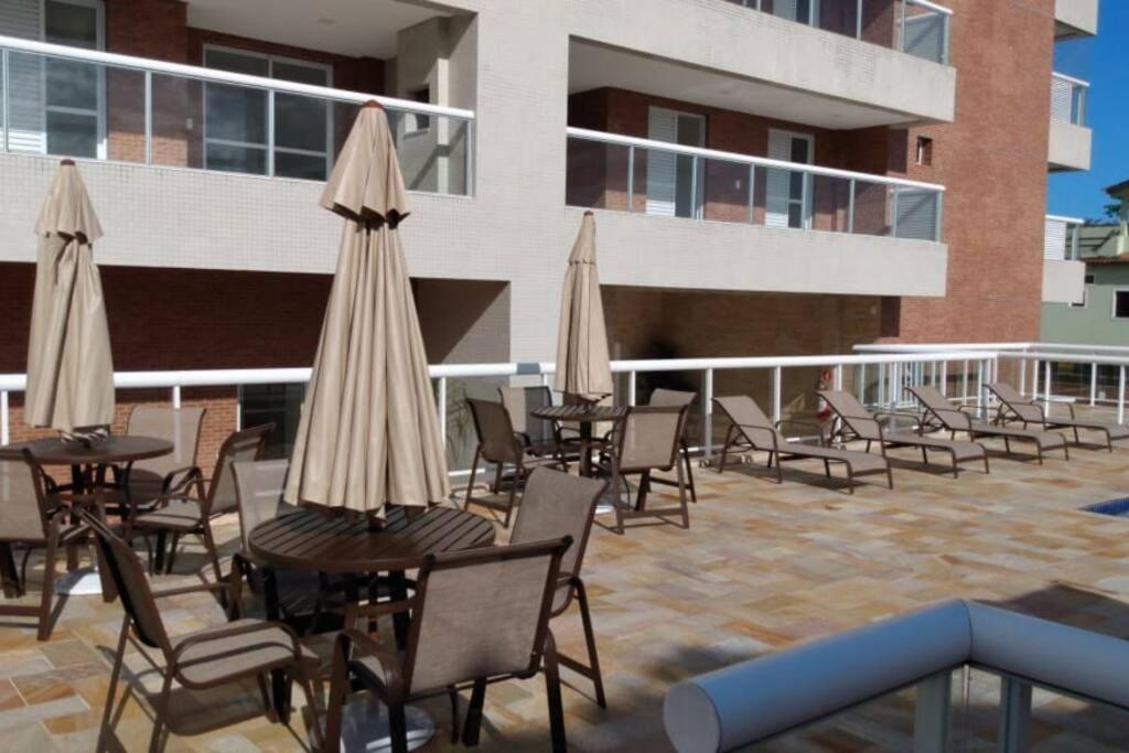 Apto. com varanda gourmet e piscina aquecida