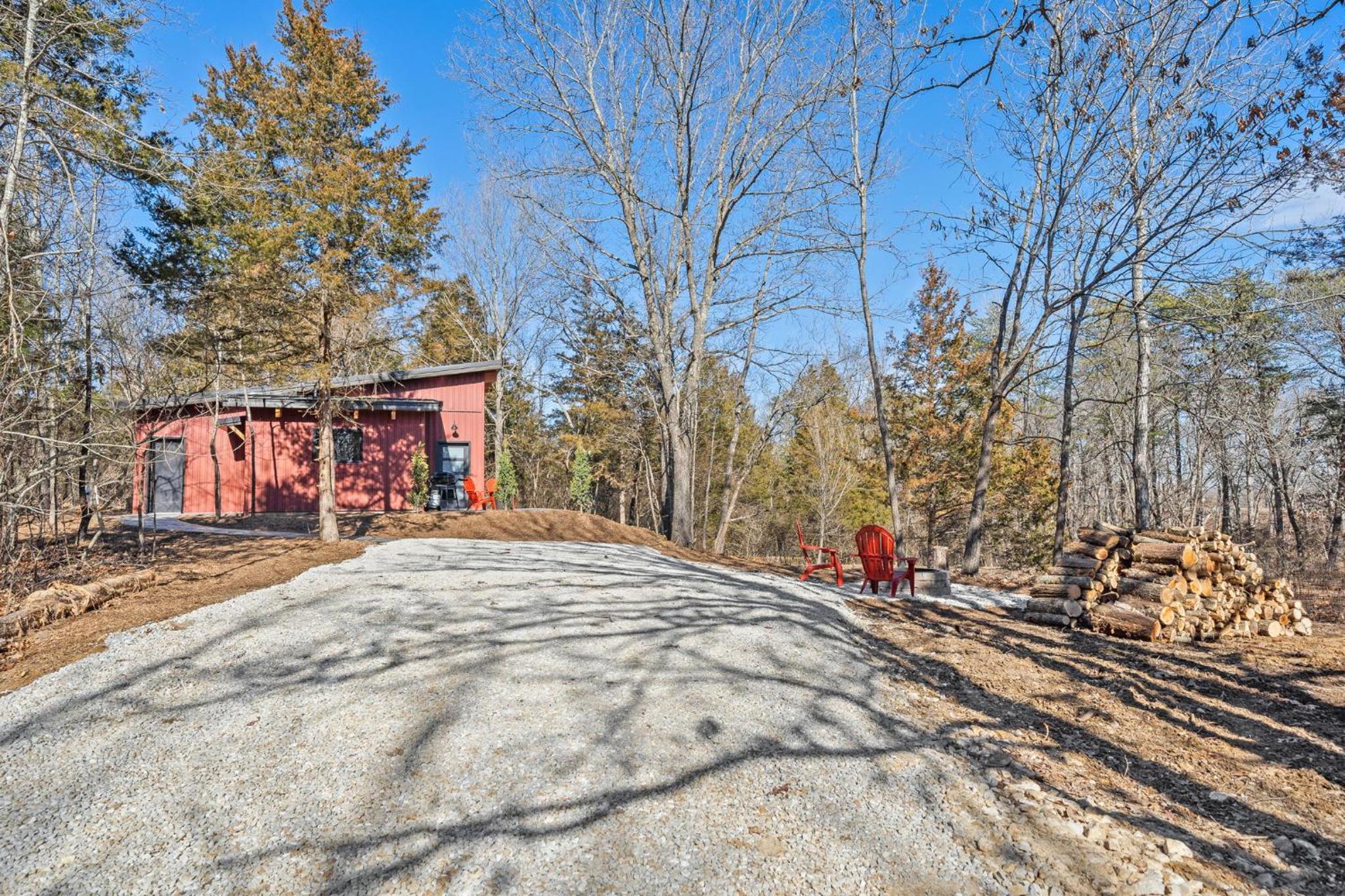 Whispering Pines - Lakeside view 4