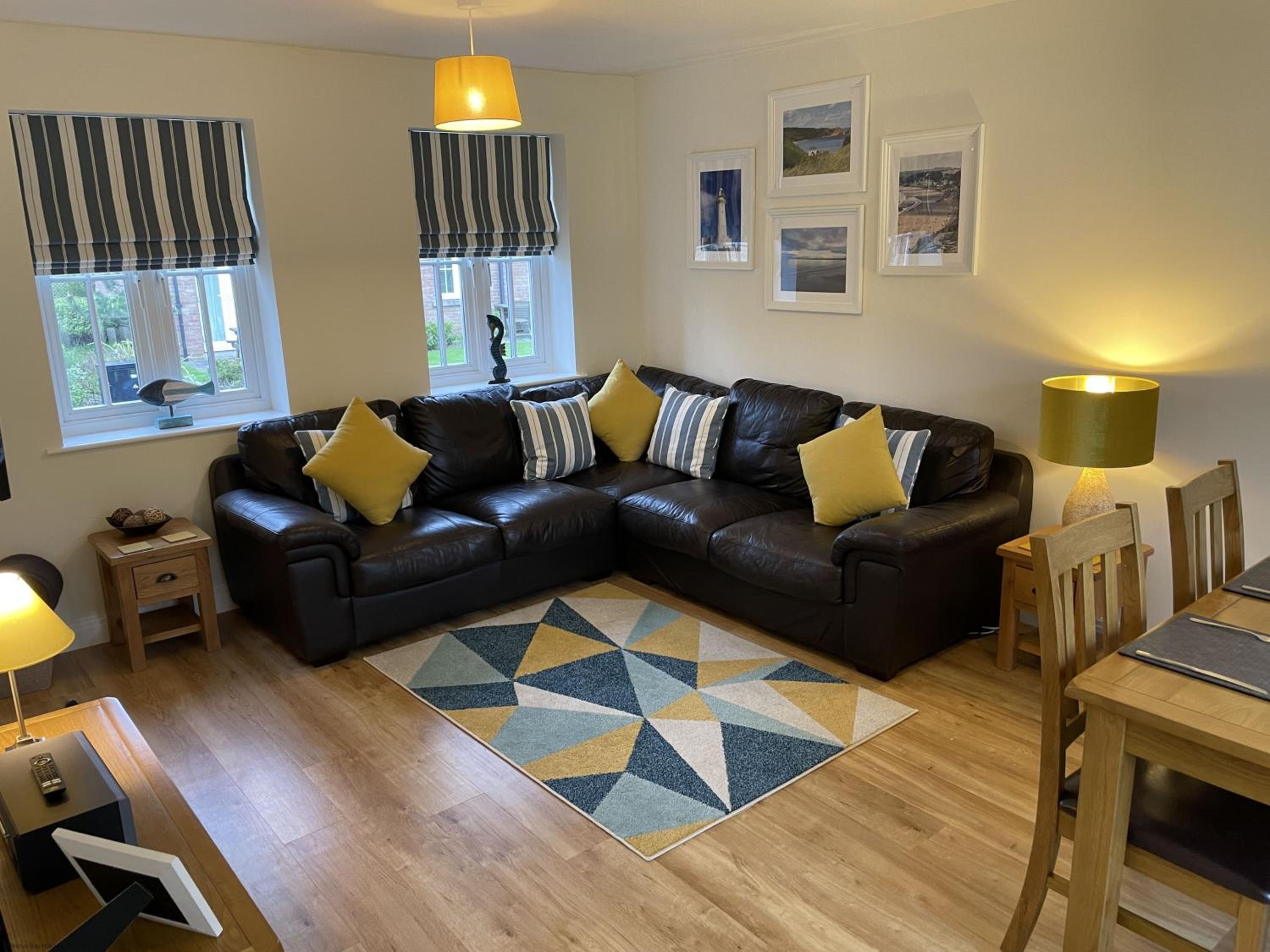 High Tide Cottage - Part of the The Bay Filey Holiday Village with pool, gym and direct beach access, pub, restaurant, tennis and meadows walks