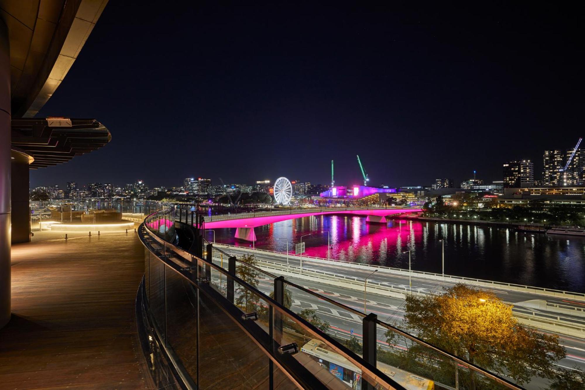 Centre of Brisbane at RiverFront