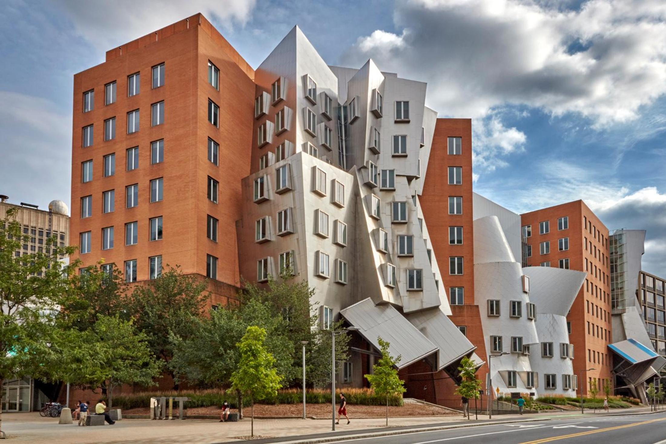 Luxe 3BR Apartment at MIT Harvard with FREE parking view 4