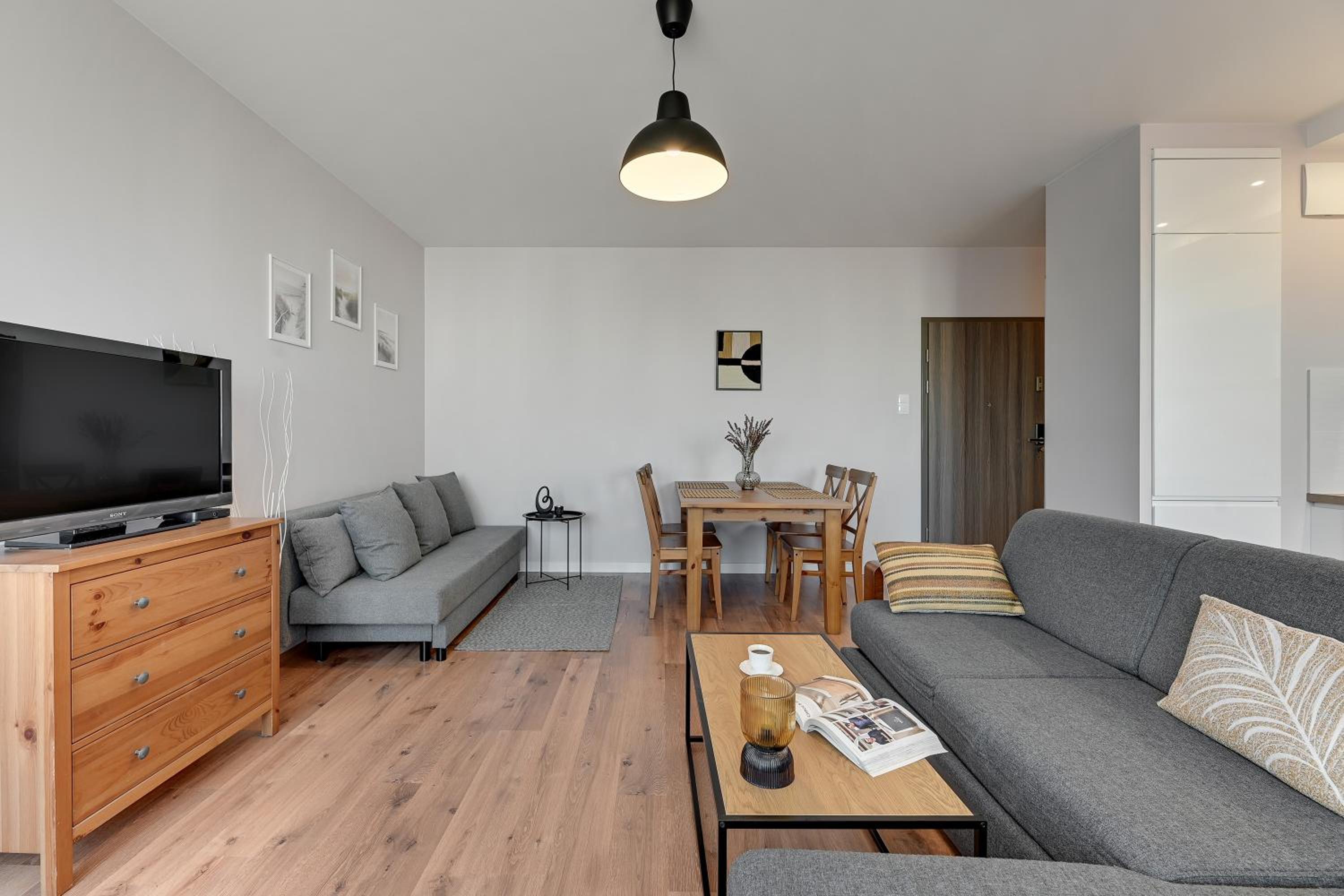 Awiator Seaside by Downtown Apartments