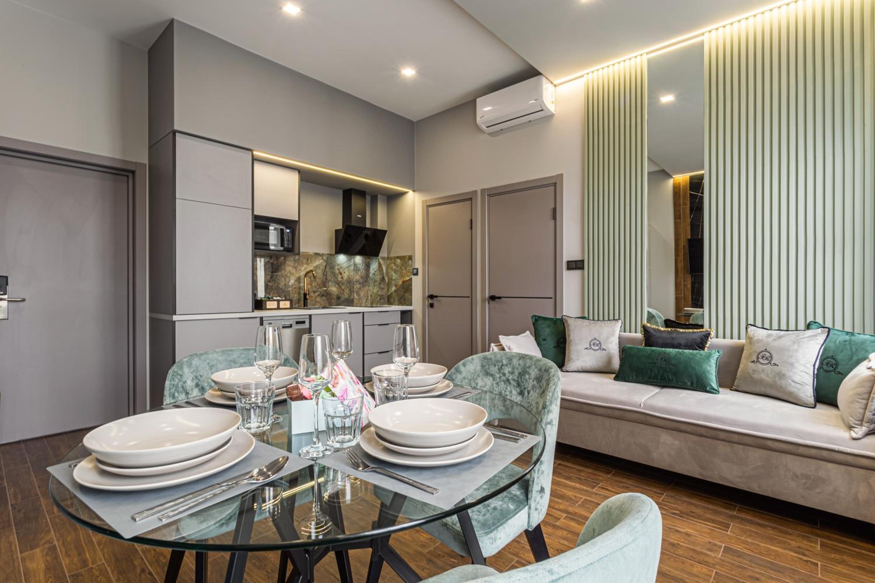 Central Family Boutique Apartments 3 view 3
