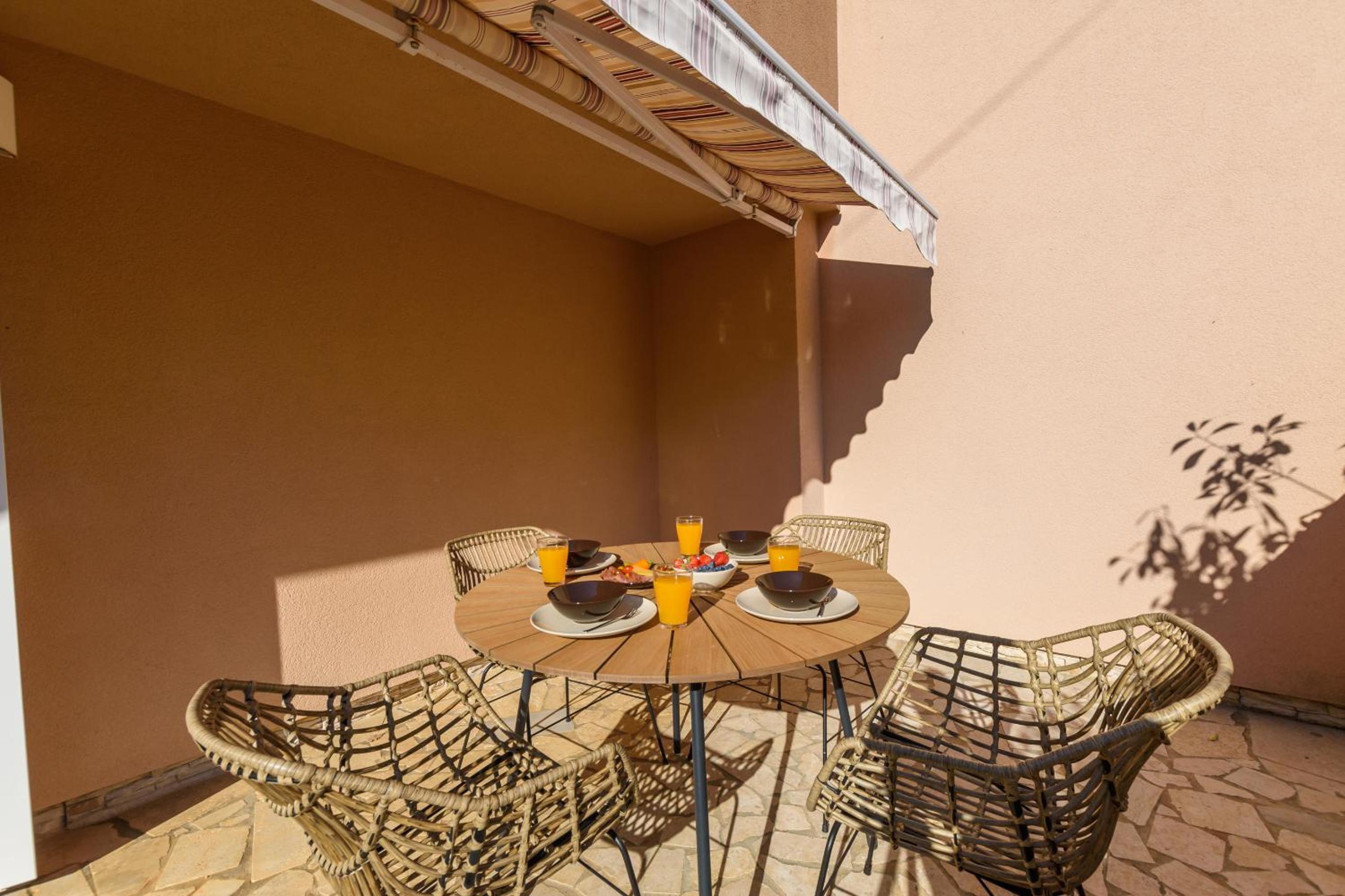 balance & terrace