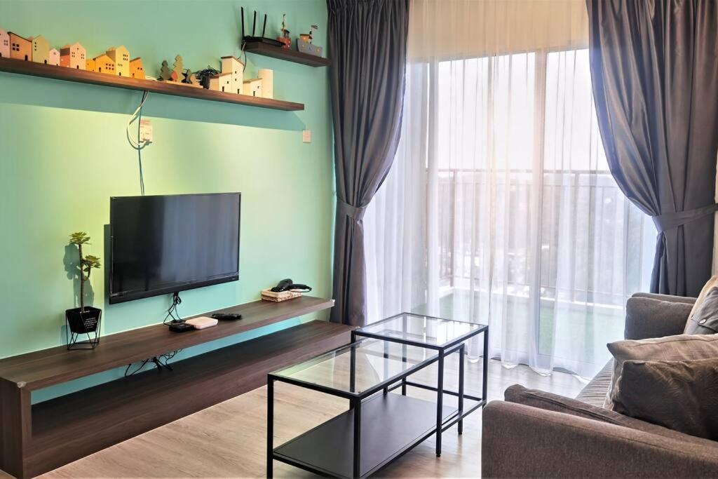 Emerald Avenue Cozy 3R3B Apartment 716 photo 3