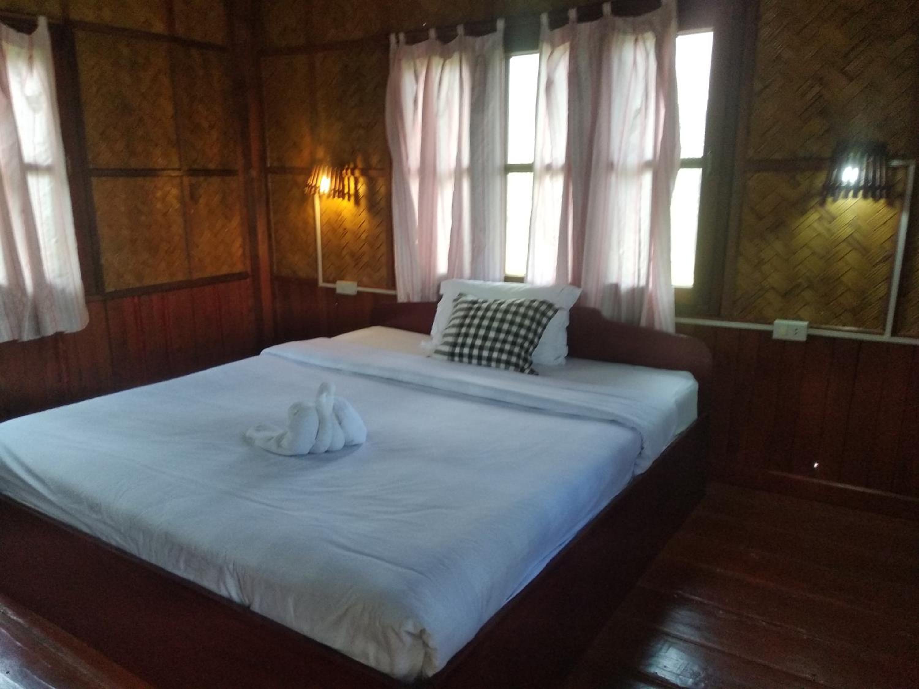 Sainamhai Resort