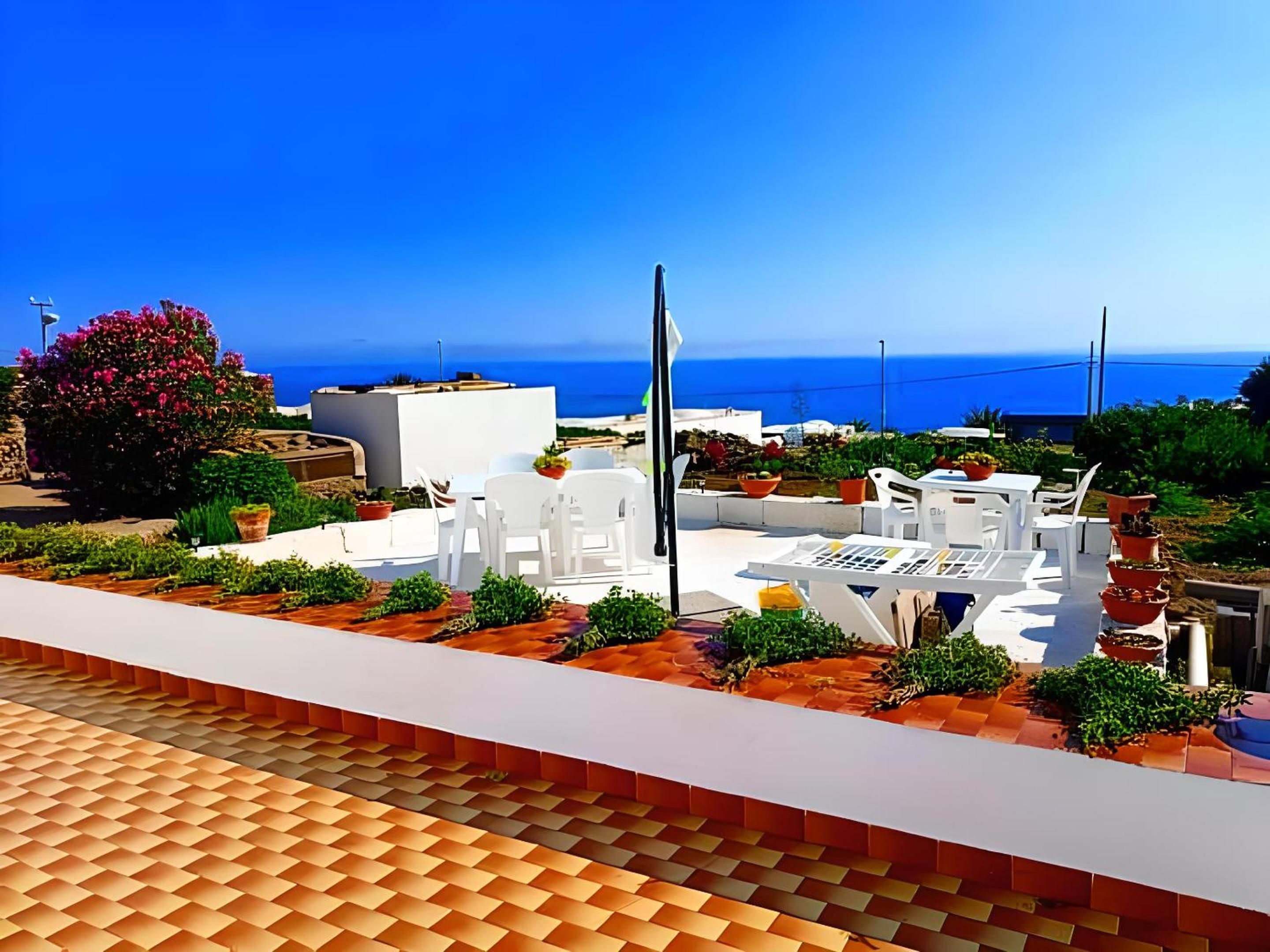 Dammuso Pantelleria - Fiori D'Ossidiana