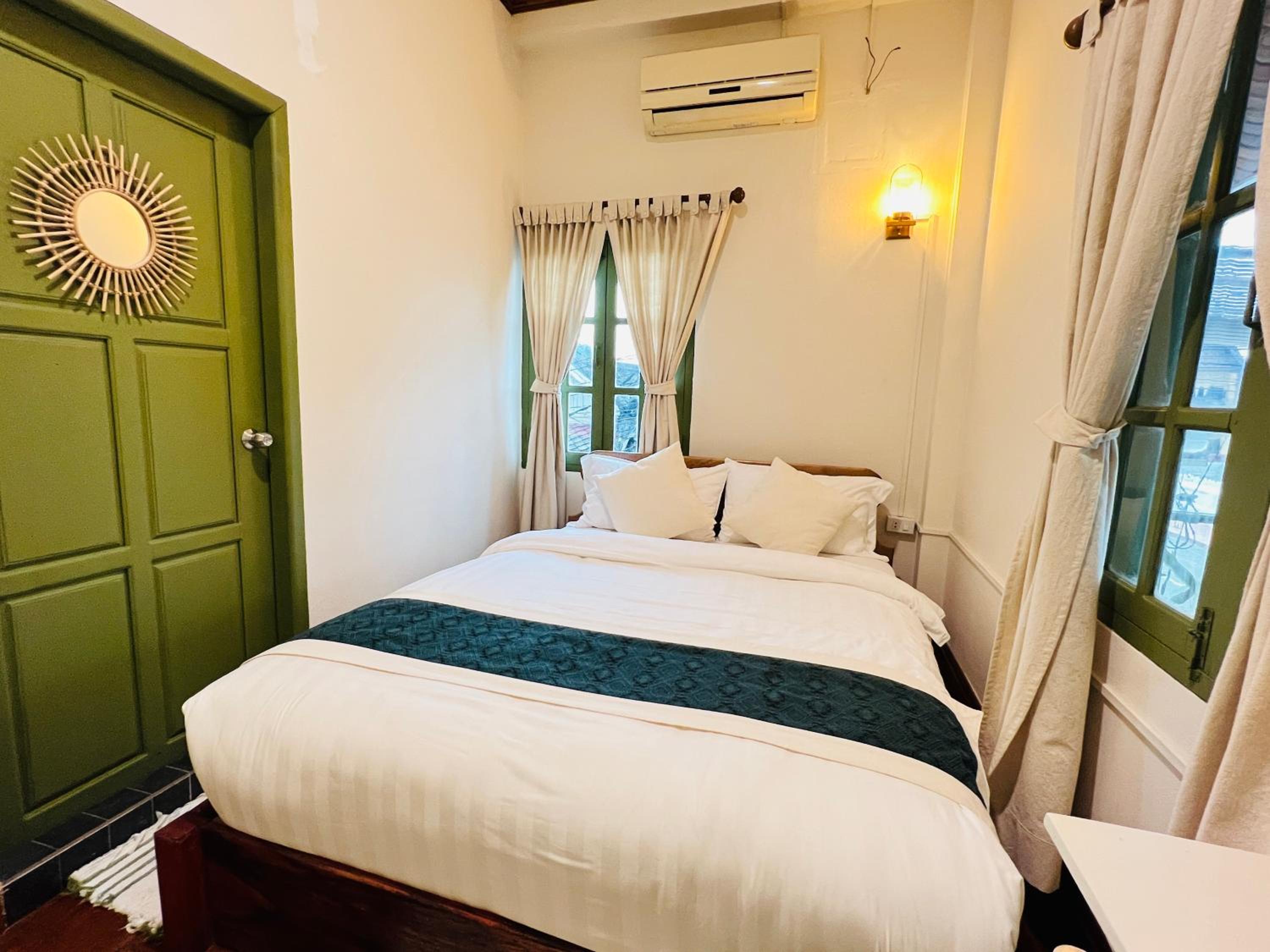 Barn Laos Luangprabang Hostel