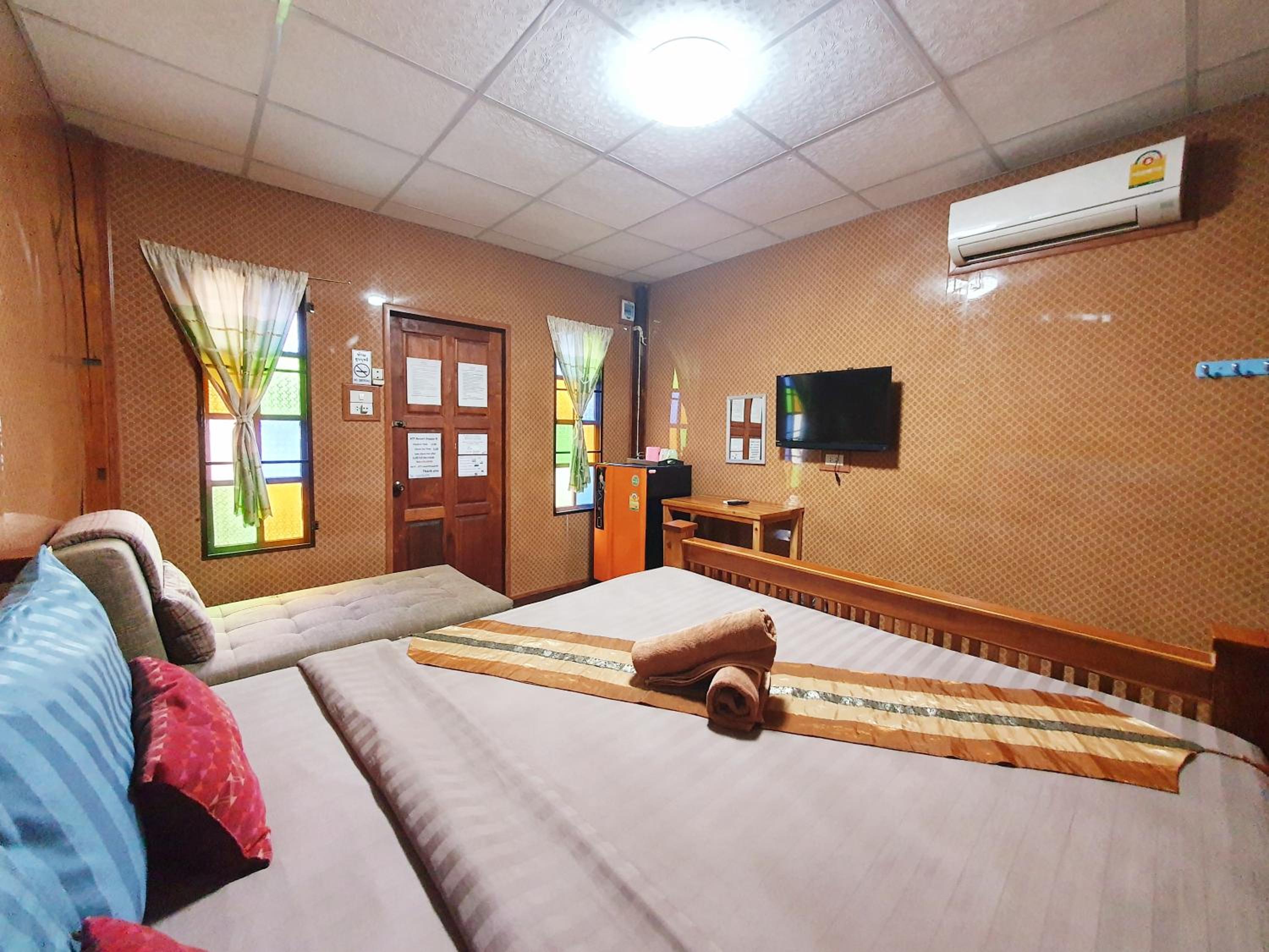 KTT Resort and Motorbike & Bicycle for rents Sukhothai