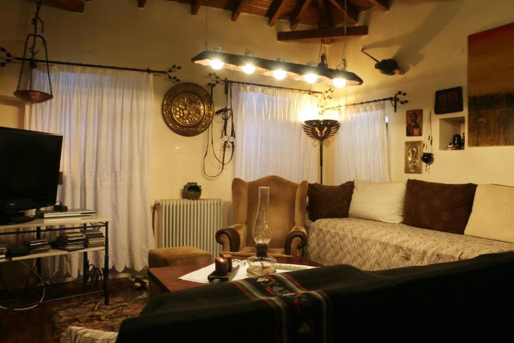 ZenTerra Apartments Mountain Luxury με Ιδιωτική Πισίνα view 4