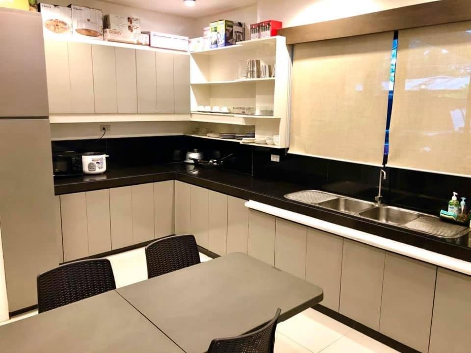 Big House w/nice location near SM & Ateneo view 5