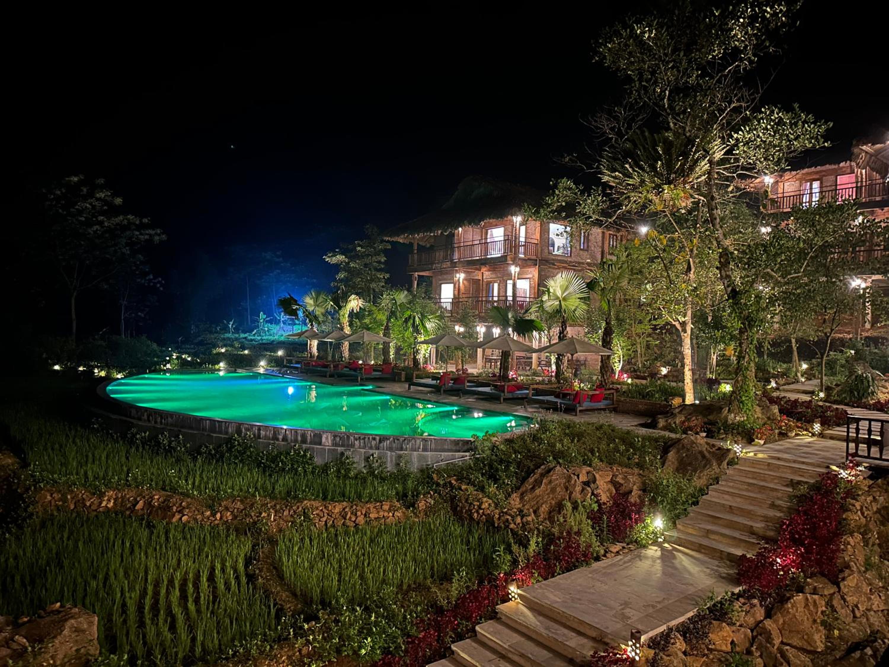 Amigo Pu Luong view 5
