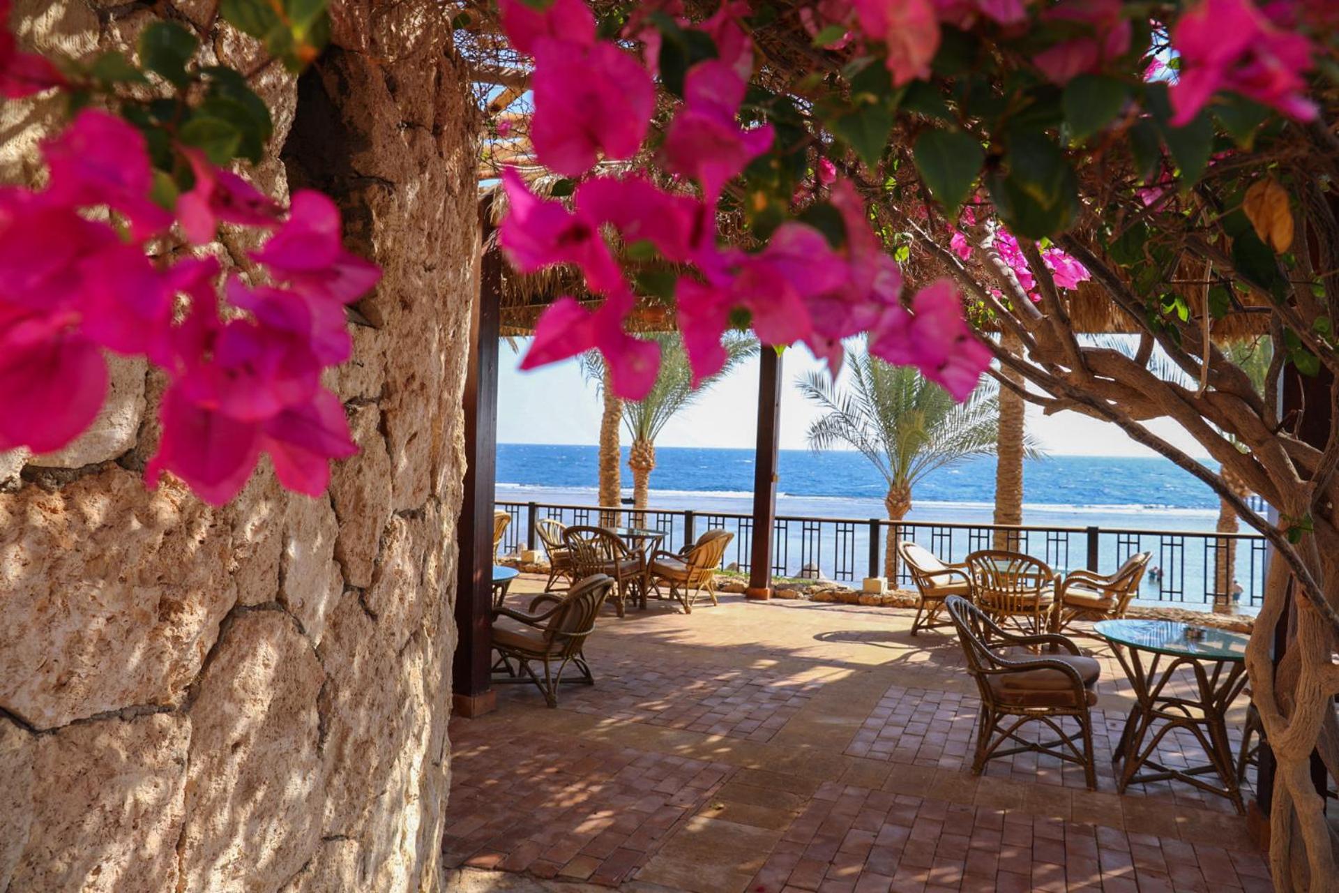 Tamra Beach Resort
