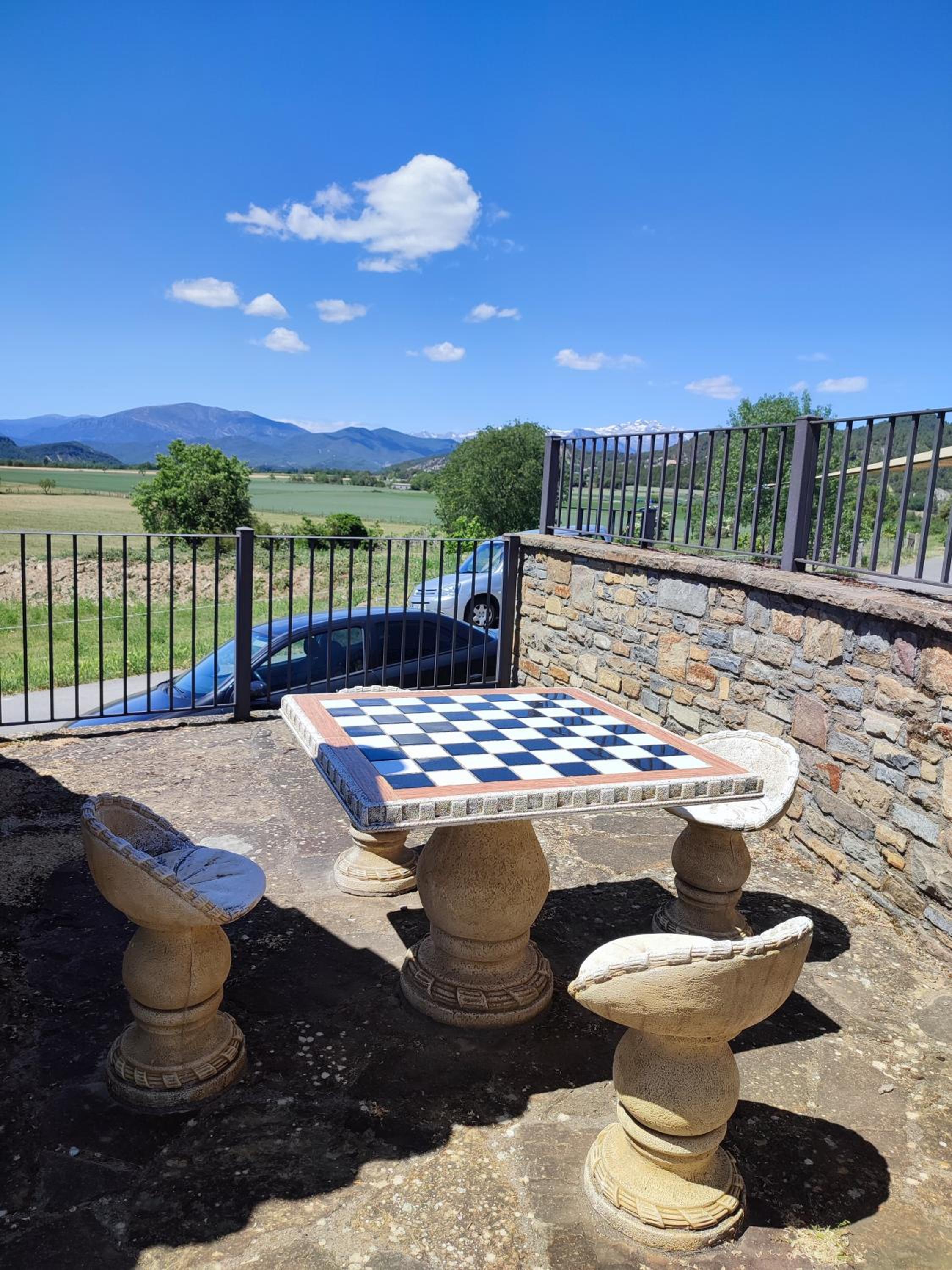Casas Pirineo, Ainsa