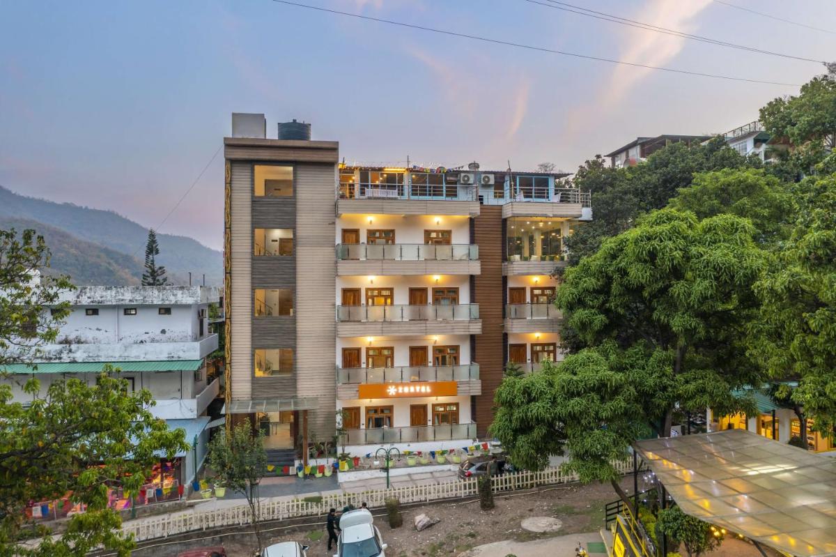 Zostel Rishikesh, Tapovan view 5