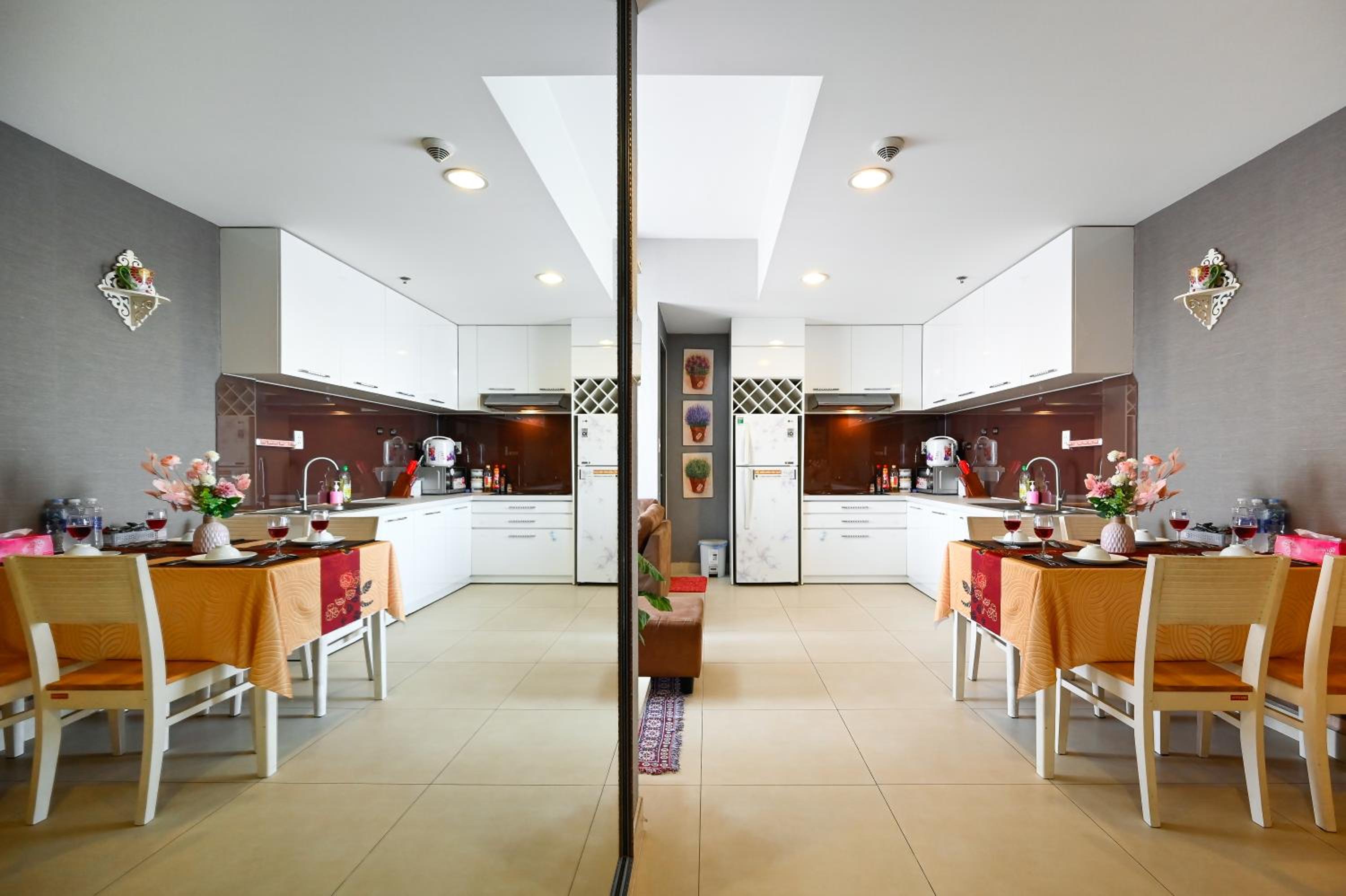 Landmark View 2 bedrooms condo in T1 Masteri Thao Dien, Fully Furnished With Full Amenities
