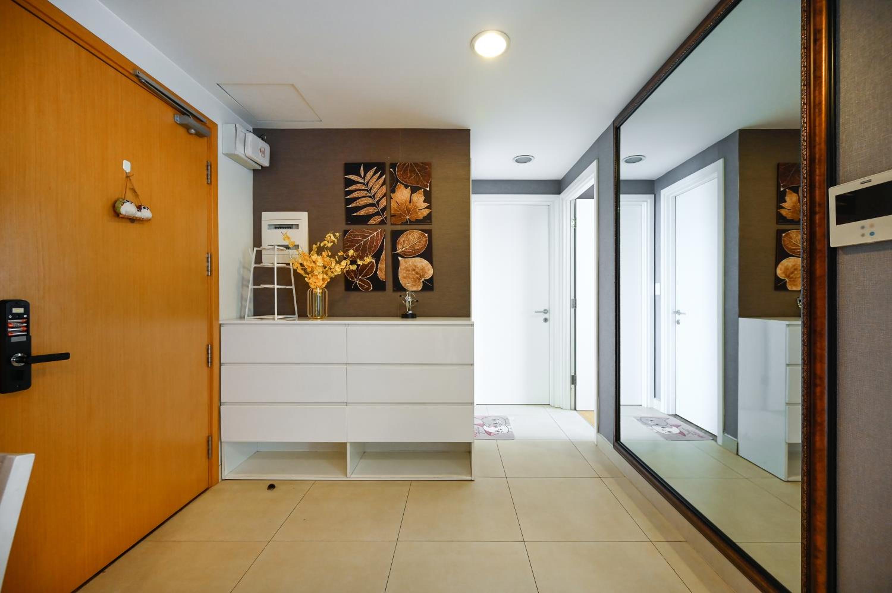 Landmark View 2 bedrooms condo in T1 Masteri Thao Dien, Fully Furnished With Full Amenities