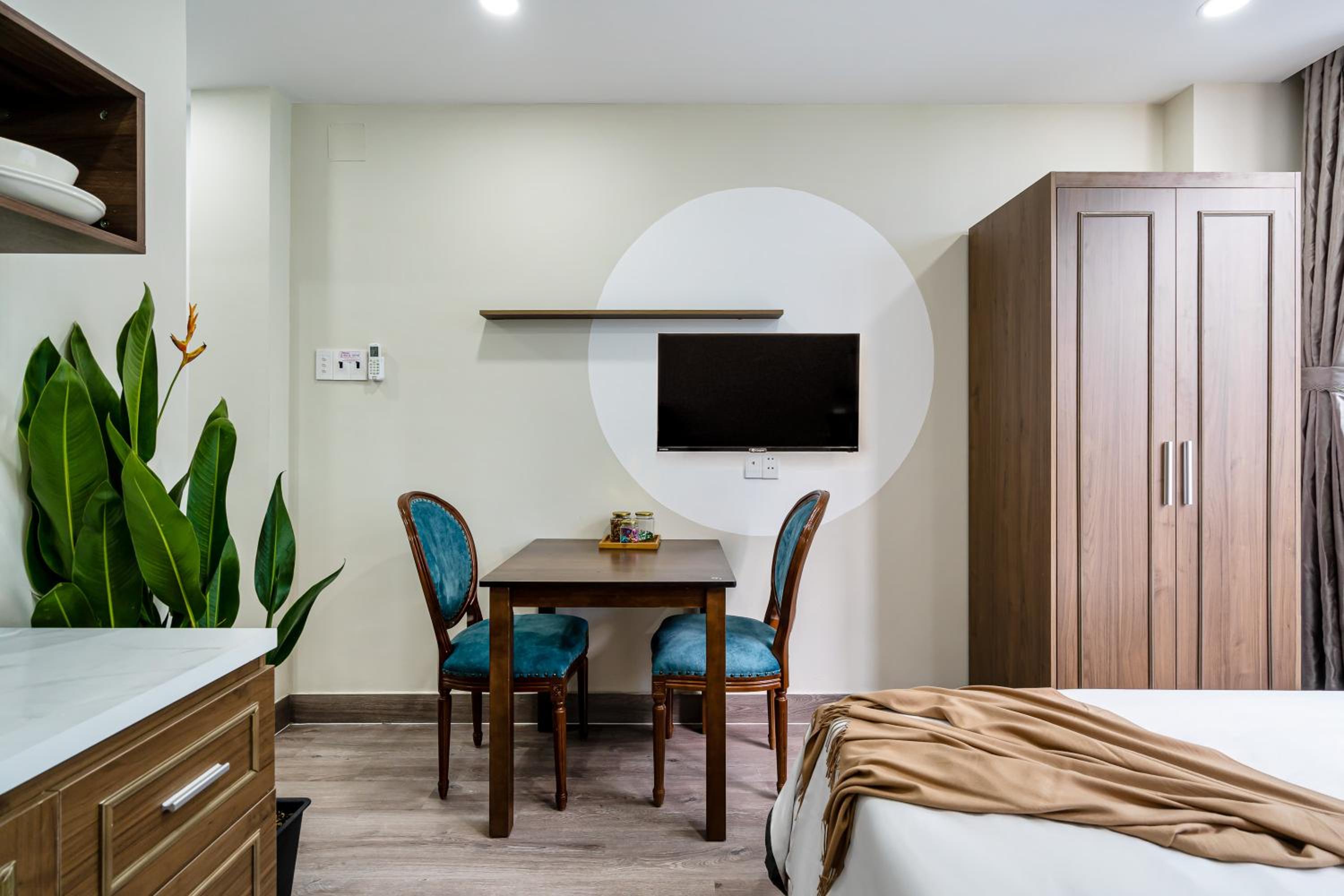 hotel room